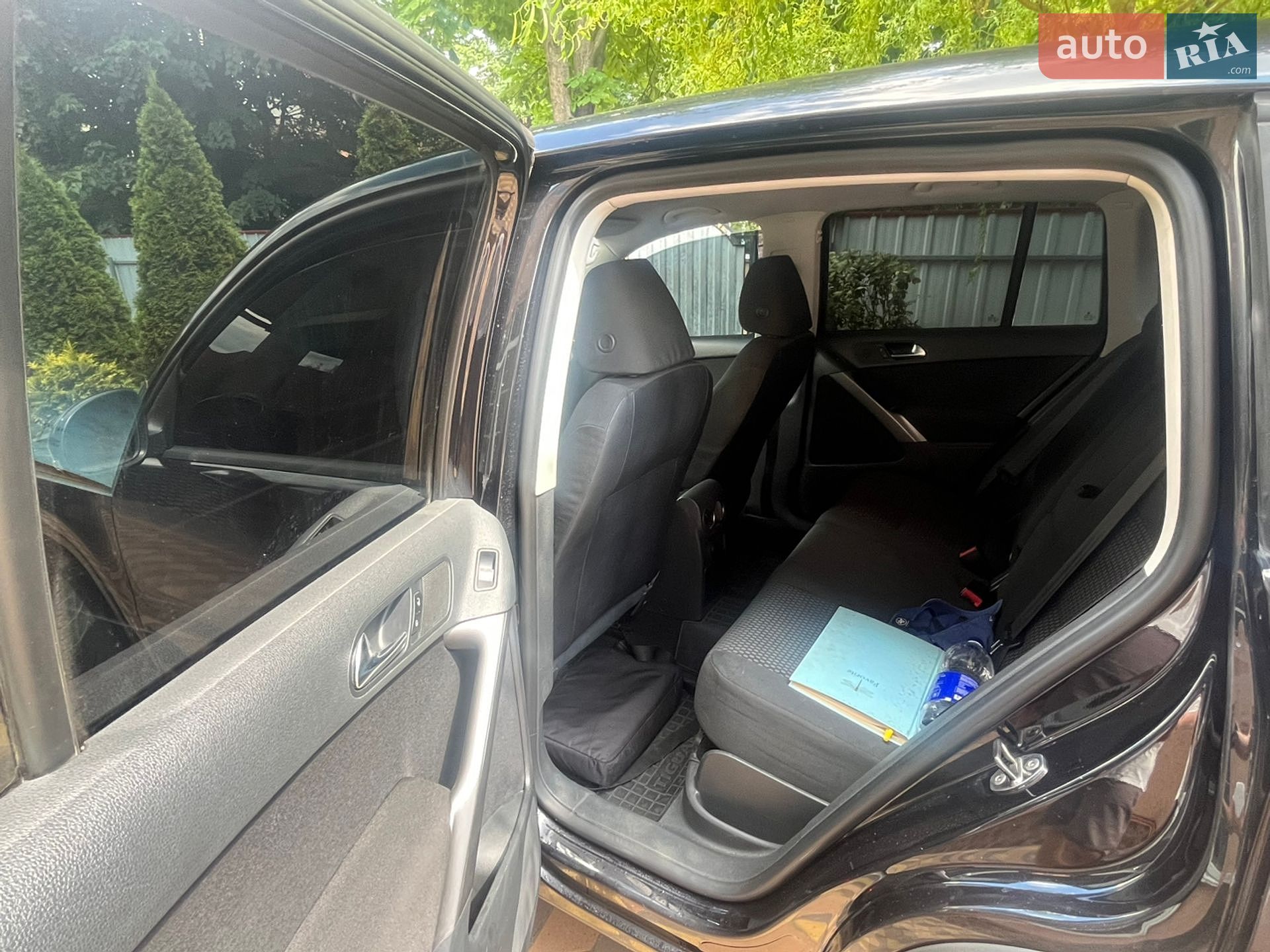 Volkswagen Tiguan 2009 VIN WVGAV75N49W532389 фото оголошення 9 з 10