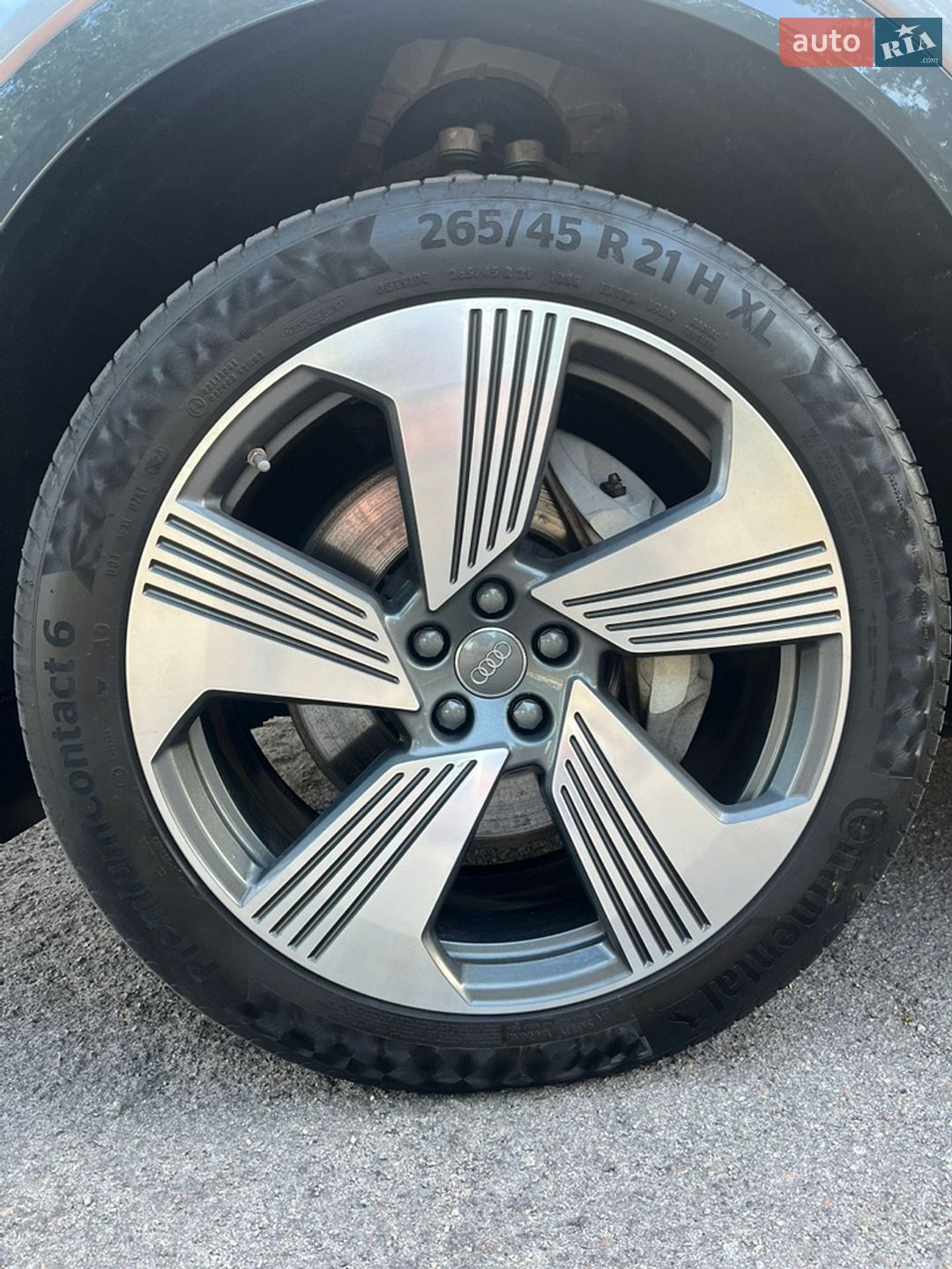 Audi e-tron 2019 VIN WAUZZZGE6KB008014 фото оголошення 42 з 48