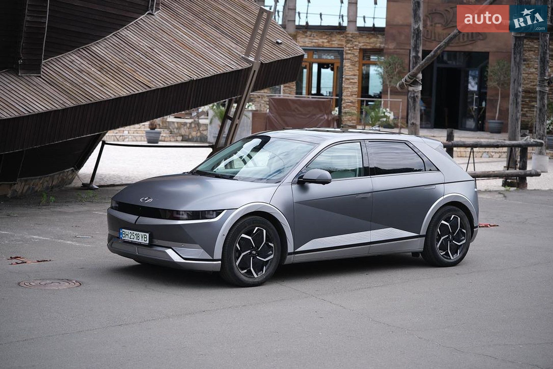 Hyundai Ioniq 5 2021 VIN KMHKR81AFNU048582 фото оголошення 3 з 27