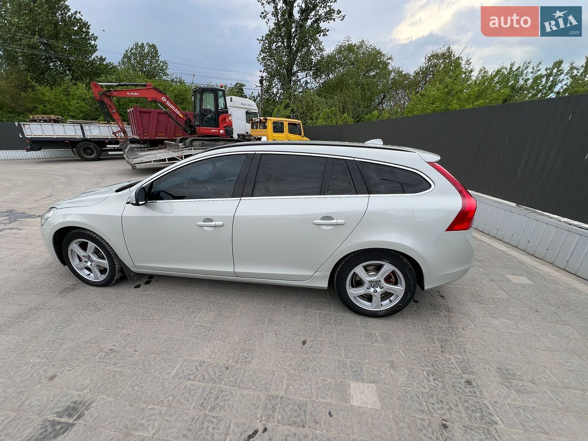 Volvo V60 2011 VIN YV1FW5251B1018961 фото оголошення 11 з 31