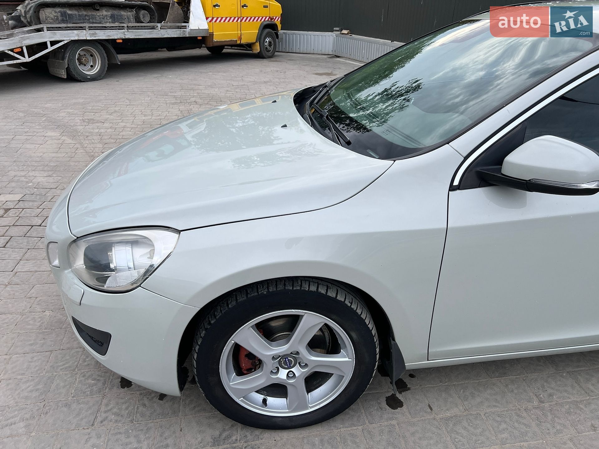 Volvo V60 2011 VIN YV1FW5251B1018961 фото оголошення 15 з 31