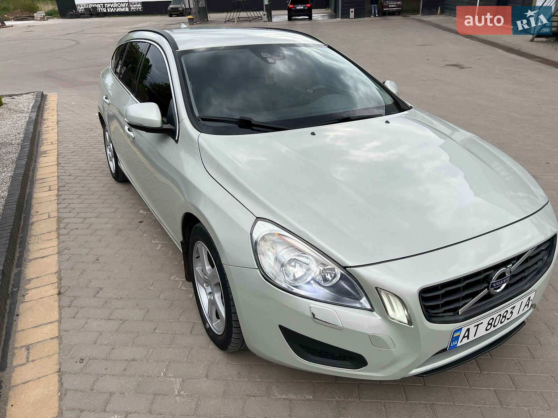 Volvo V60 2011 VIN YV1FW5251B1018961 фото оголошення 21 з 31