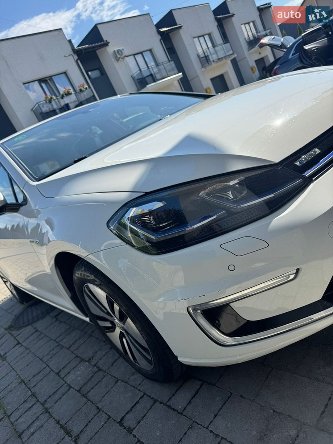 Volkswagen e-Golf 2017 VIN WVWZZZAUZJ8901937 фото оголошення 18 з 26