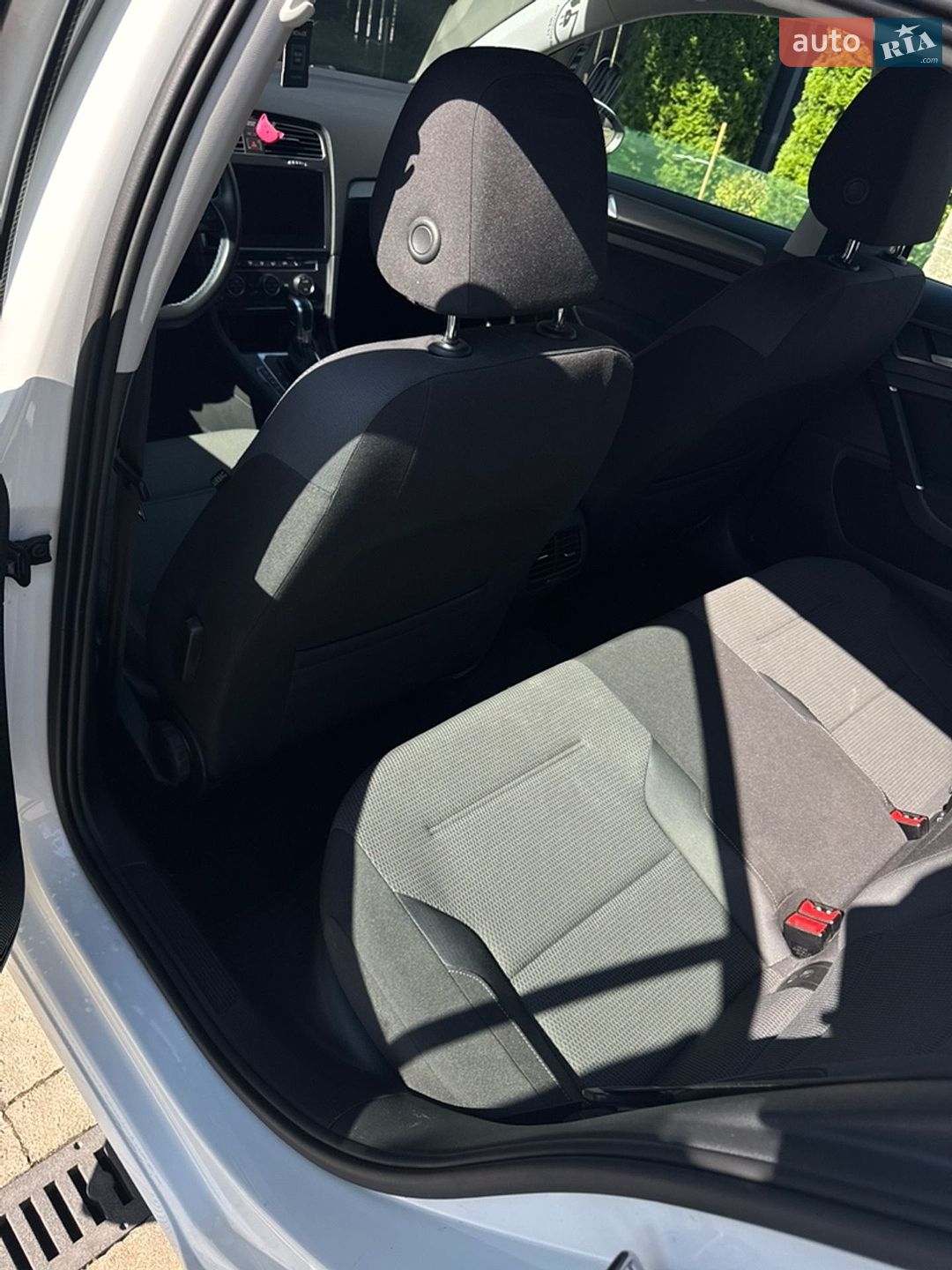 Volkswagen e-Golf 2017 VIN WVWZZZAUZJ8901937 фото оголошення 21 з 26