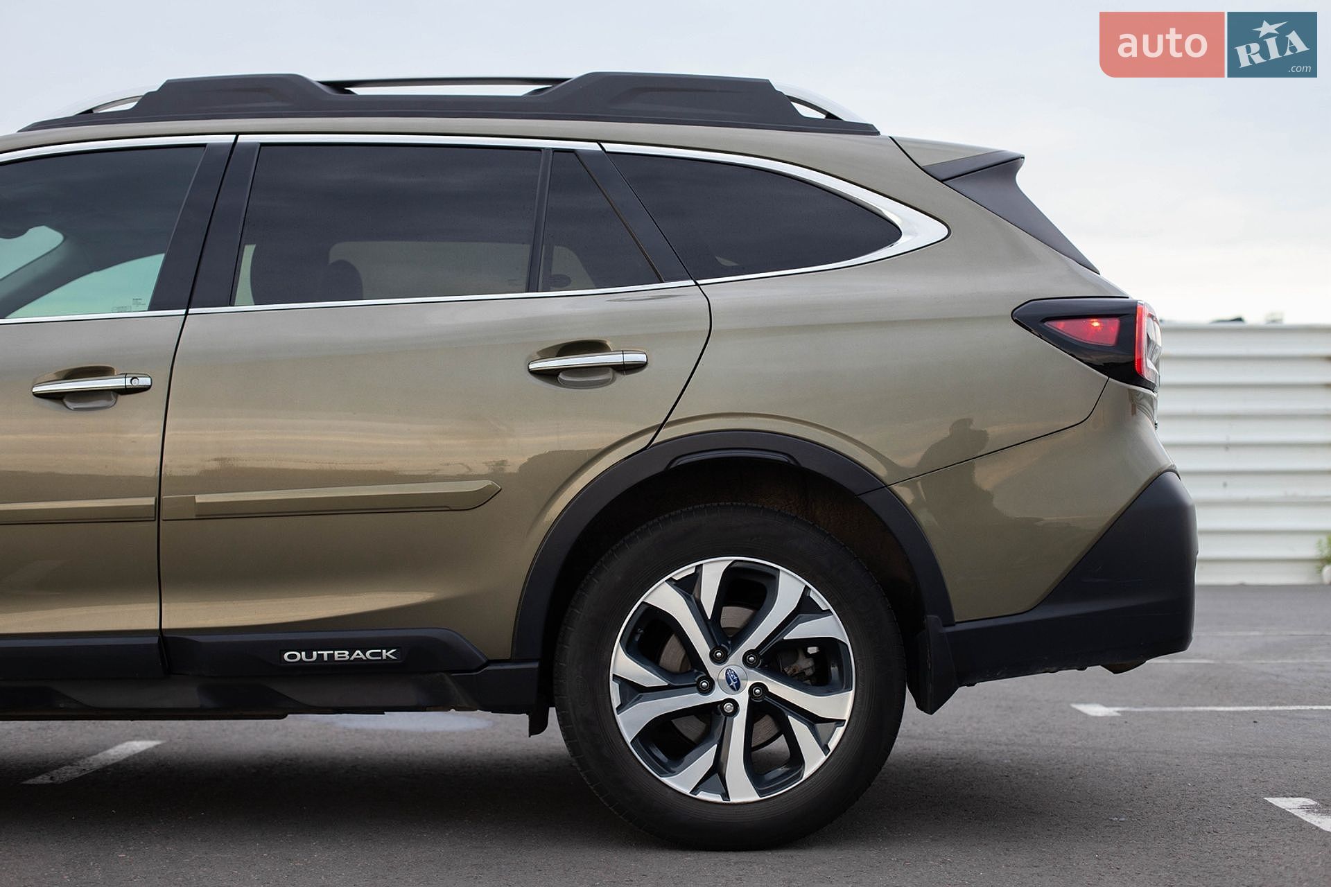 Subaru Outback 2021 VIN 4S4BTGPD7N3104343 фото оголошення 7 з 36