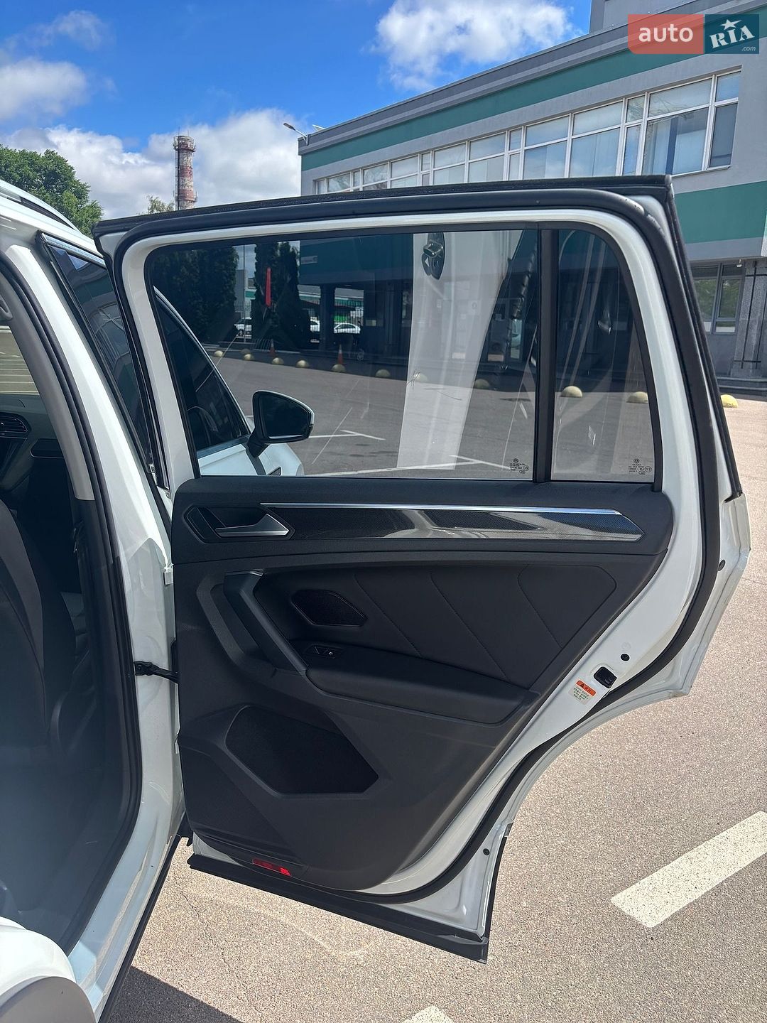 Volkswagen Tiguan 2021 VIN WVGZZZ5NZNW502377 фото оголошення 45 з 92