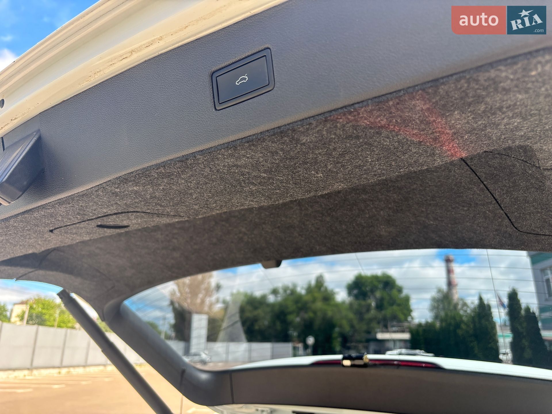 Volkswagen Tiguan 2021 VIN WVGZZZ5NZNW502377 фото оголошення 30 з 92