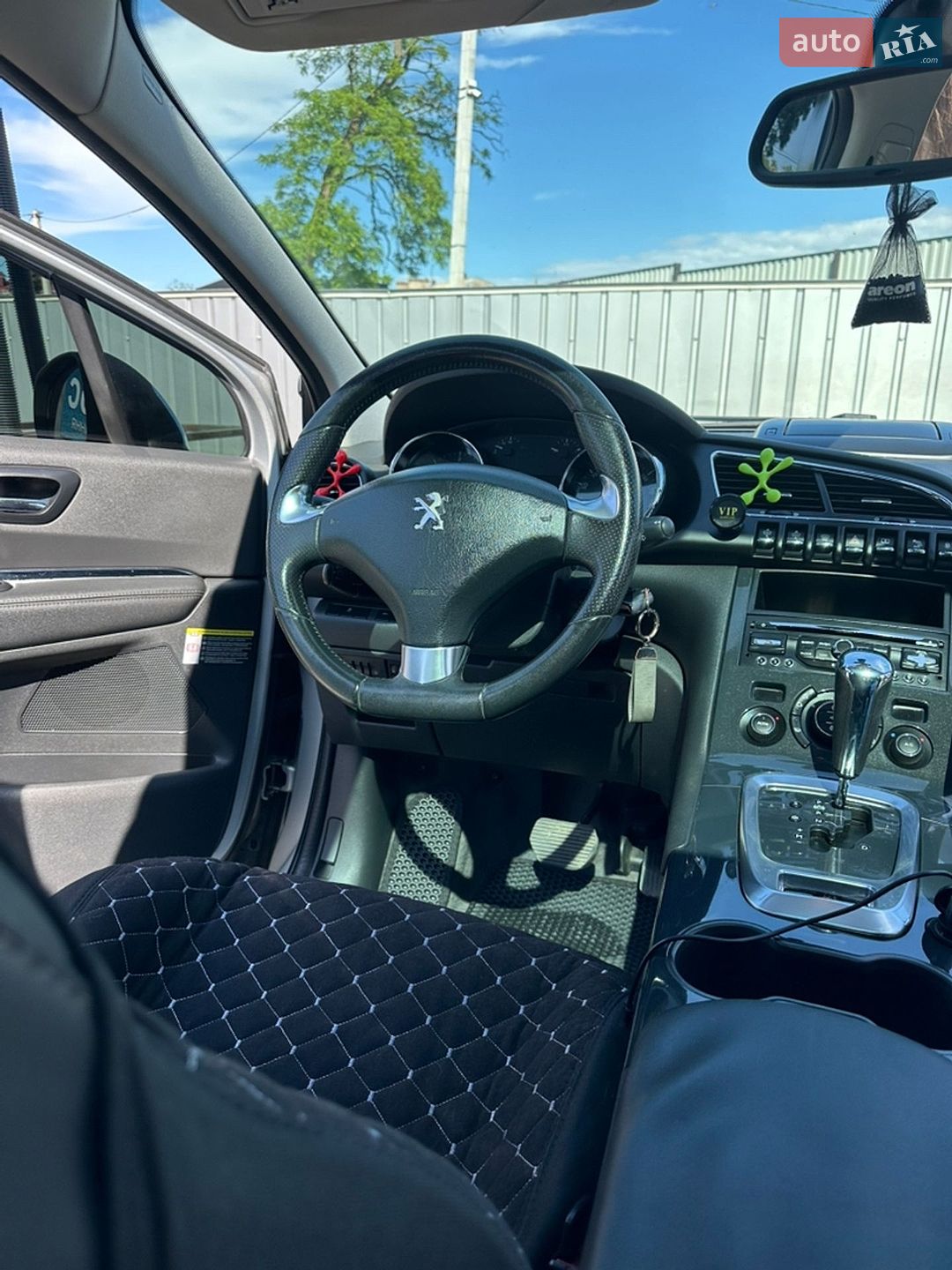 Peugeot 3008 2016 VIN VF30UBHZTGS173915 фото оголошення 4 з 14