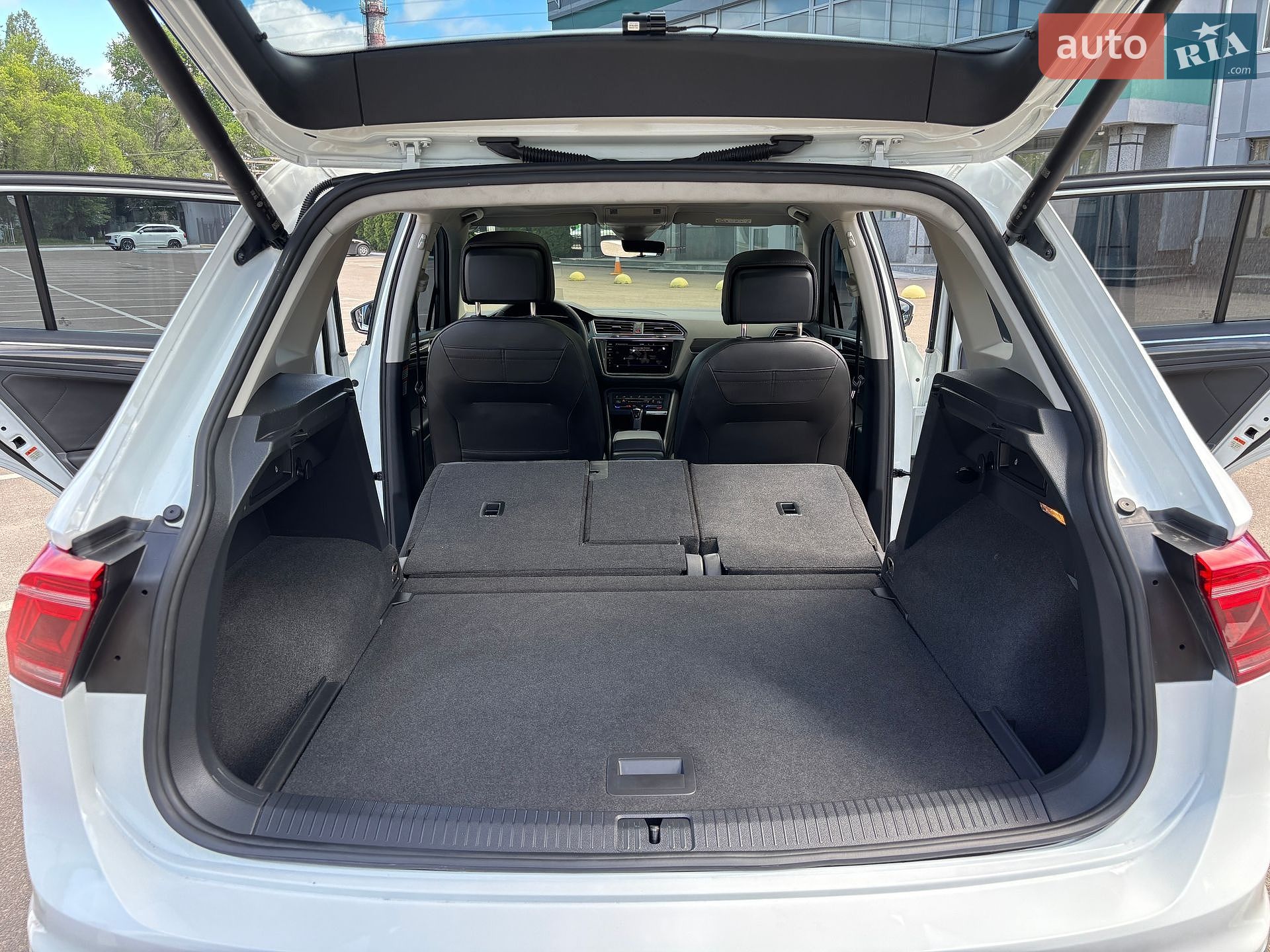 Volkswagen Tiguan 2021 VIN WVGZZZ5NZNW502377 фото оголошення 88 з 92