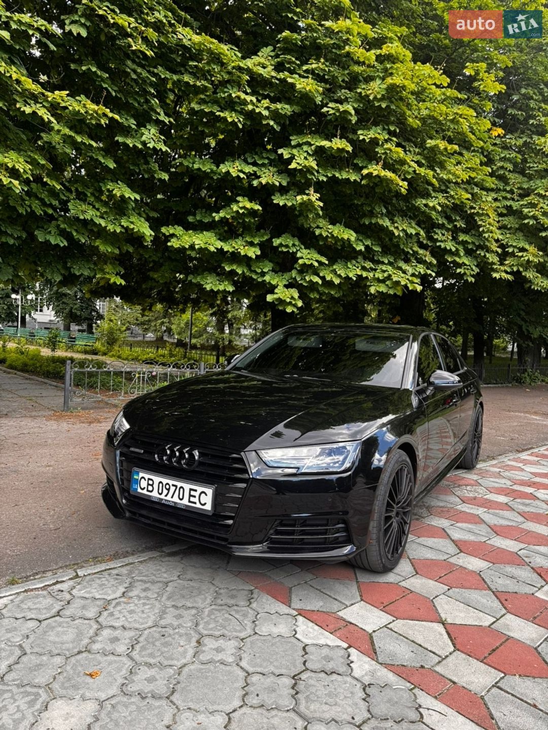 Audi A4 2017 VIN WAUANAF42HN019196 фото оголошення 6 з 24