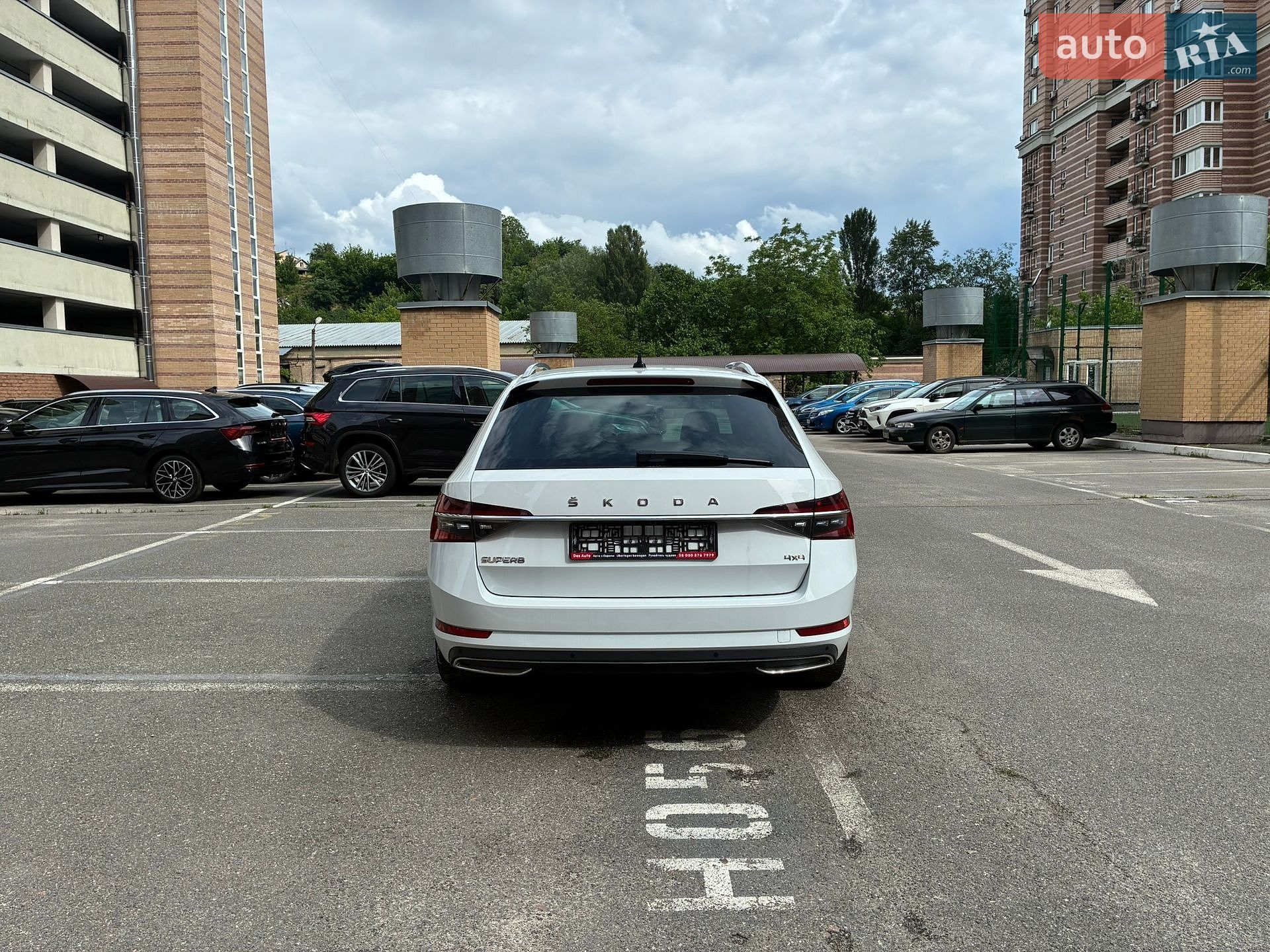 Skoda Superb 2023 VIN TMBLR7NPXP7018461 фото оголошення 24 з 177