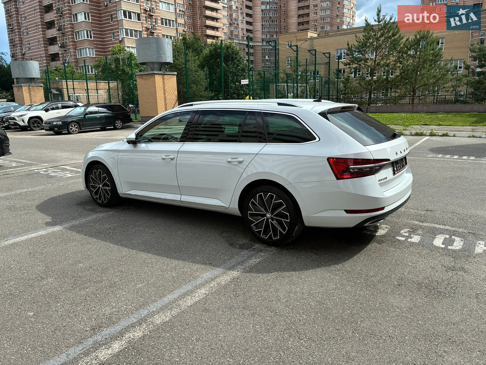 Skoda Superb 2023 VIN TMBLR7NPXP7018461 фото оголошення 29 з 177