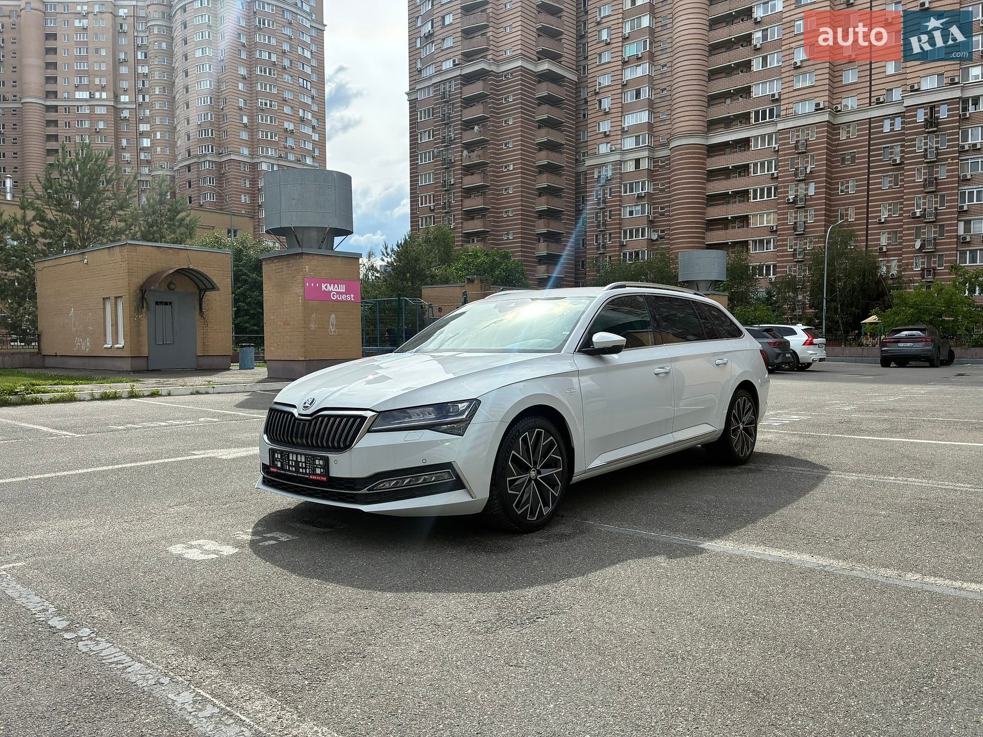 Skoda Superb 2023 VIN TMBLR7NPXP7018461 фото оголошення 37 з 177