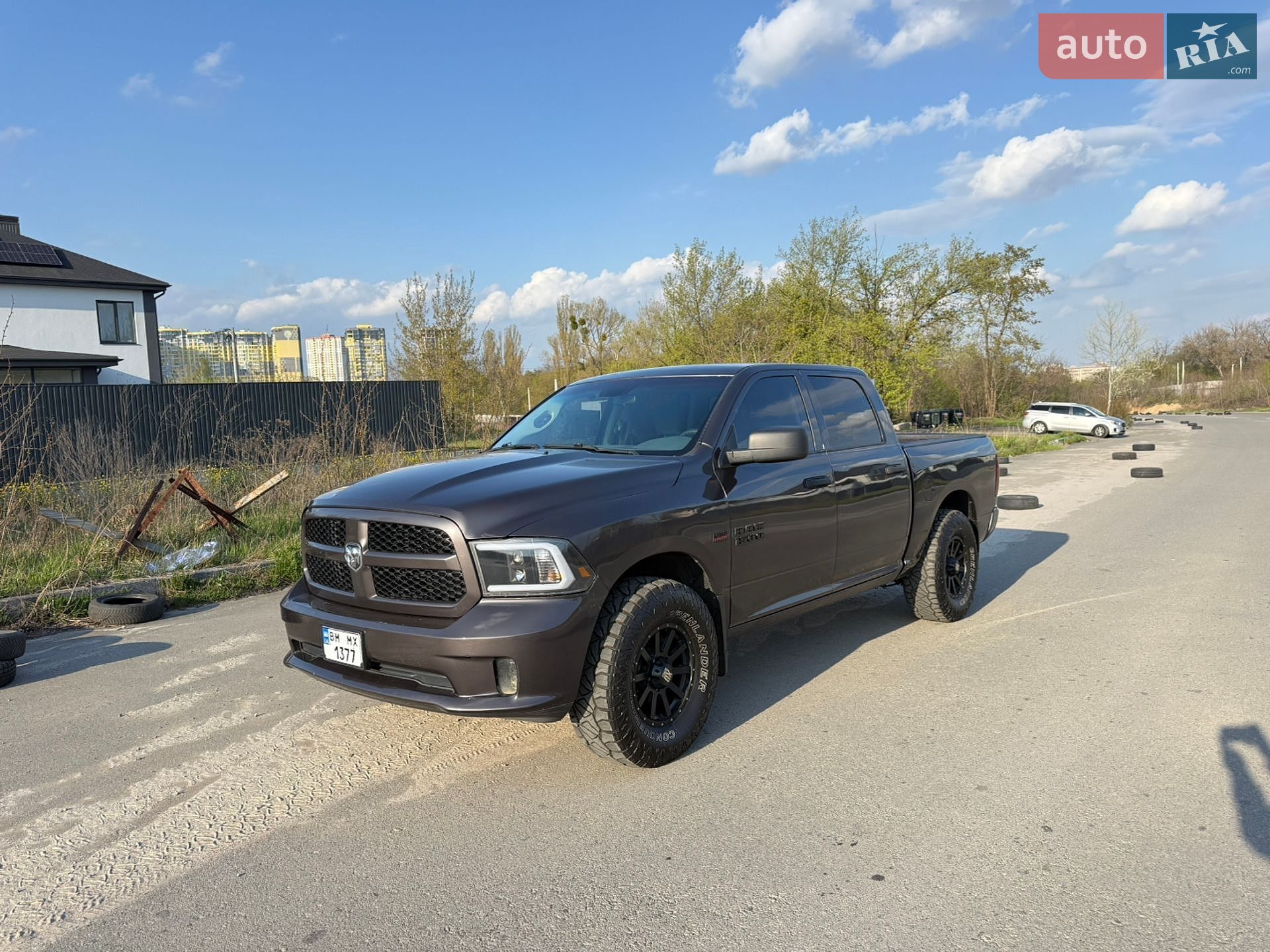 Dodge RAM 1500 2017 VIN 3C6RR7KTXJG178385 фото оголошення 3 з 33