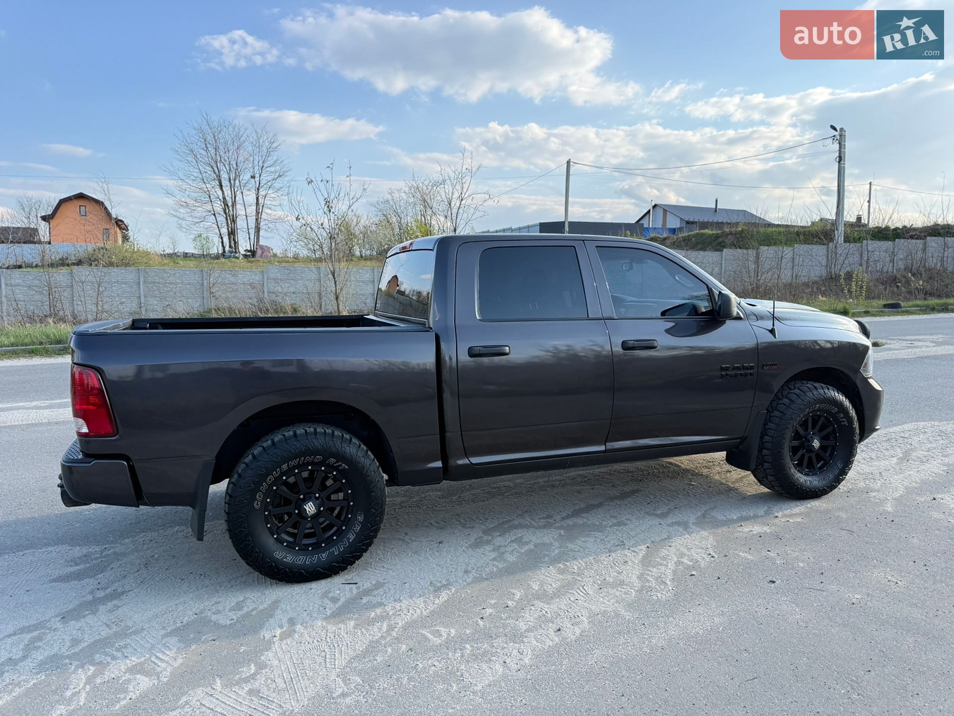 Dodge RAM 1500 2017 VIN 3C6RR7KTXJG178385 фото оголошення 8 з 33