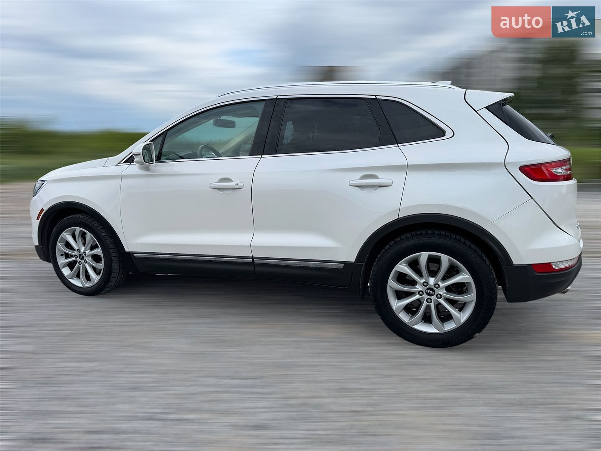 Lincoln MKC 2014 VIN 5LMCJ1A95FUJ26698 фото оголошення 12 з 43