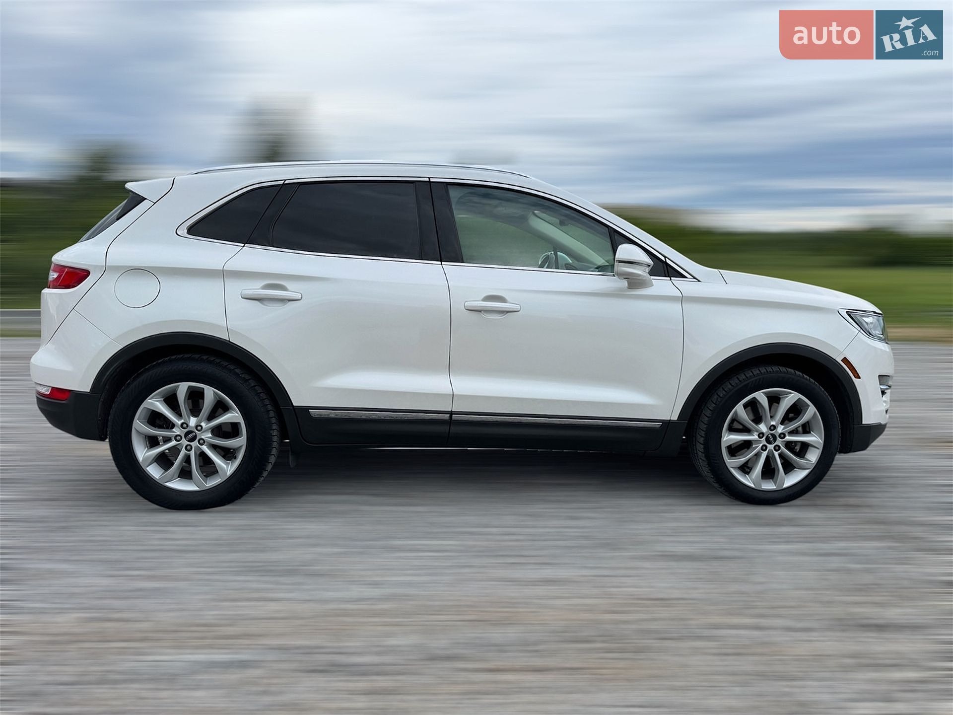 Lincoln MKC 2014 VIN 5LMCJ1A95FUJ26698 фото оголошення 14 з 43