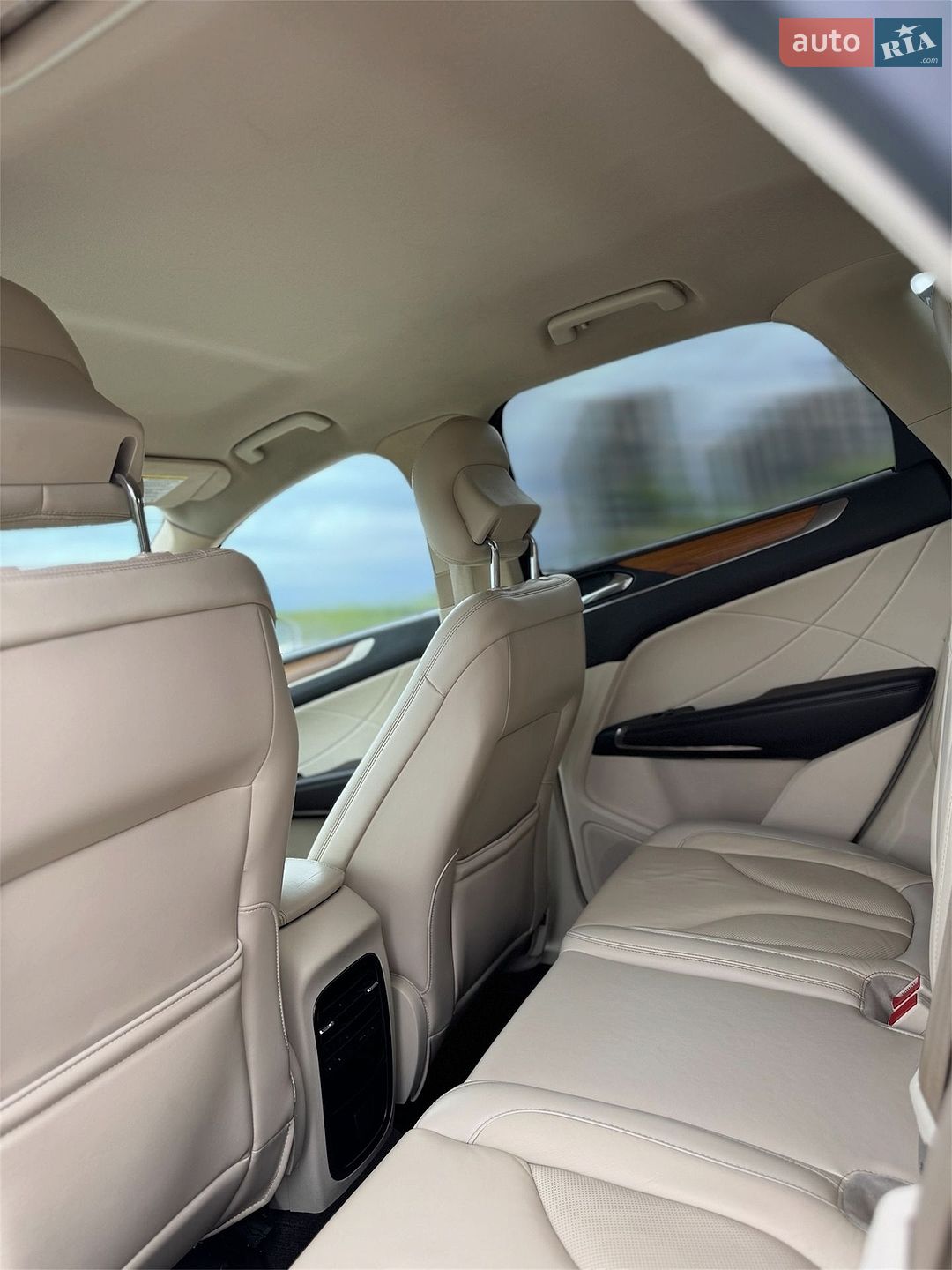 Lincoln MKC 2014 VIN 5LMCJ1A95FUJ26698 фото оголошення 29 з 43