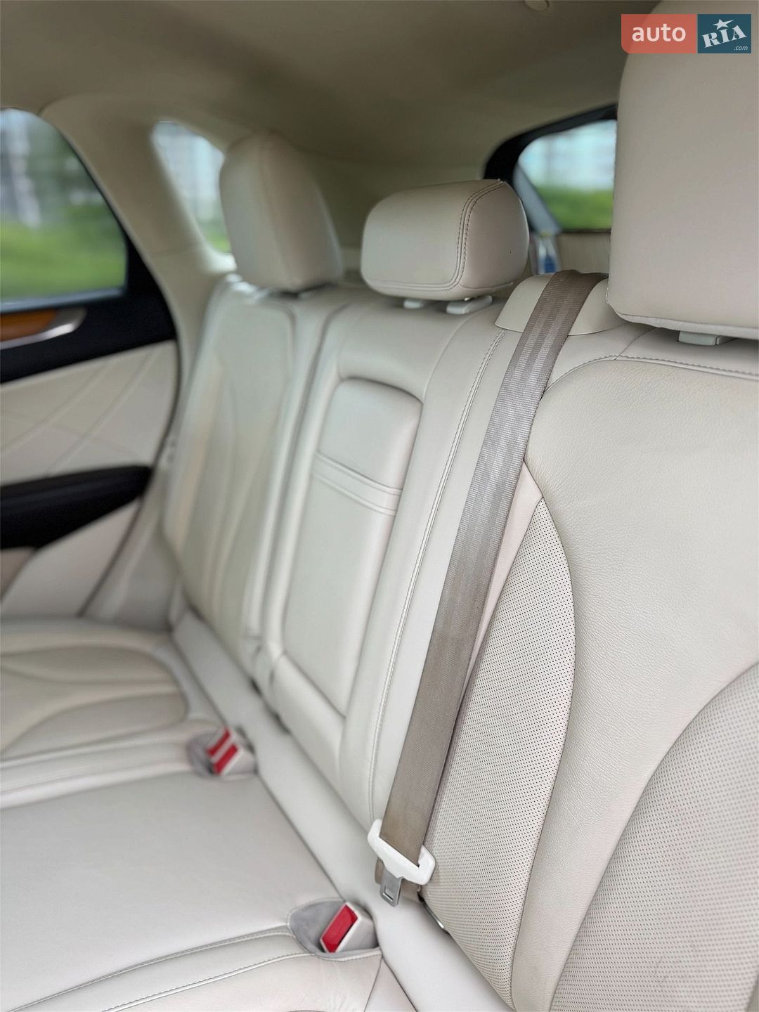 Lincoln MKC 2014 VIN 5LMCJ1A95FUJ26698 фото оголошення 32 з 43