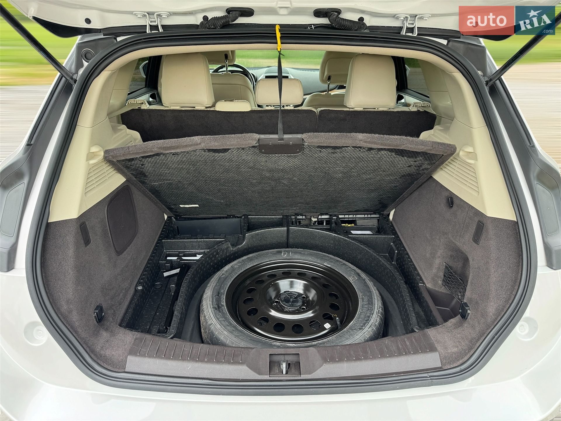 Lincoln MKC 2014 VIN 5LMCJ1A95FUJ26698 фото оголошення 34 з 43