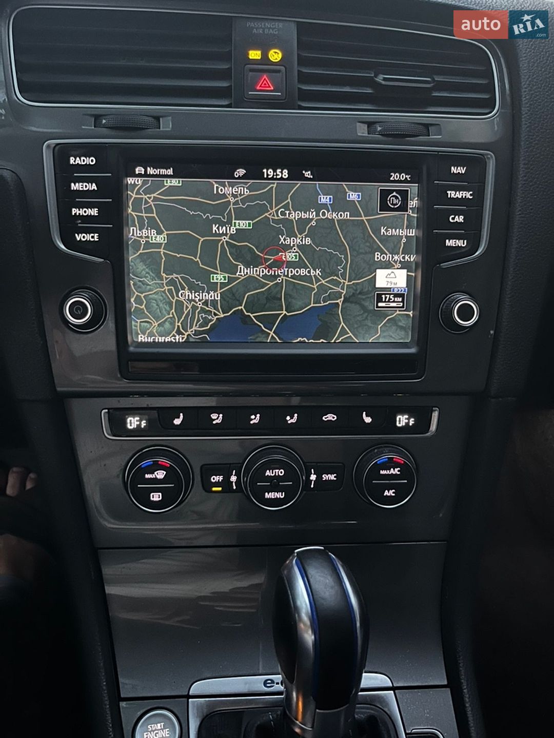 Volkswagen Golf 2016 VIN WVWZZZAUZHW902507 фото оголошення 24 з 27