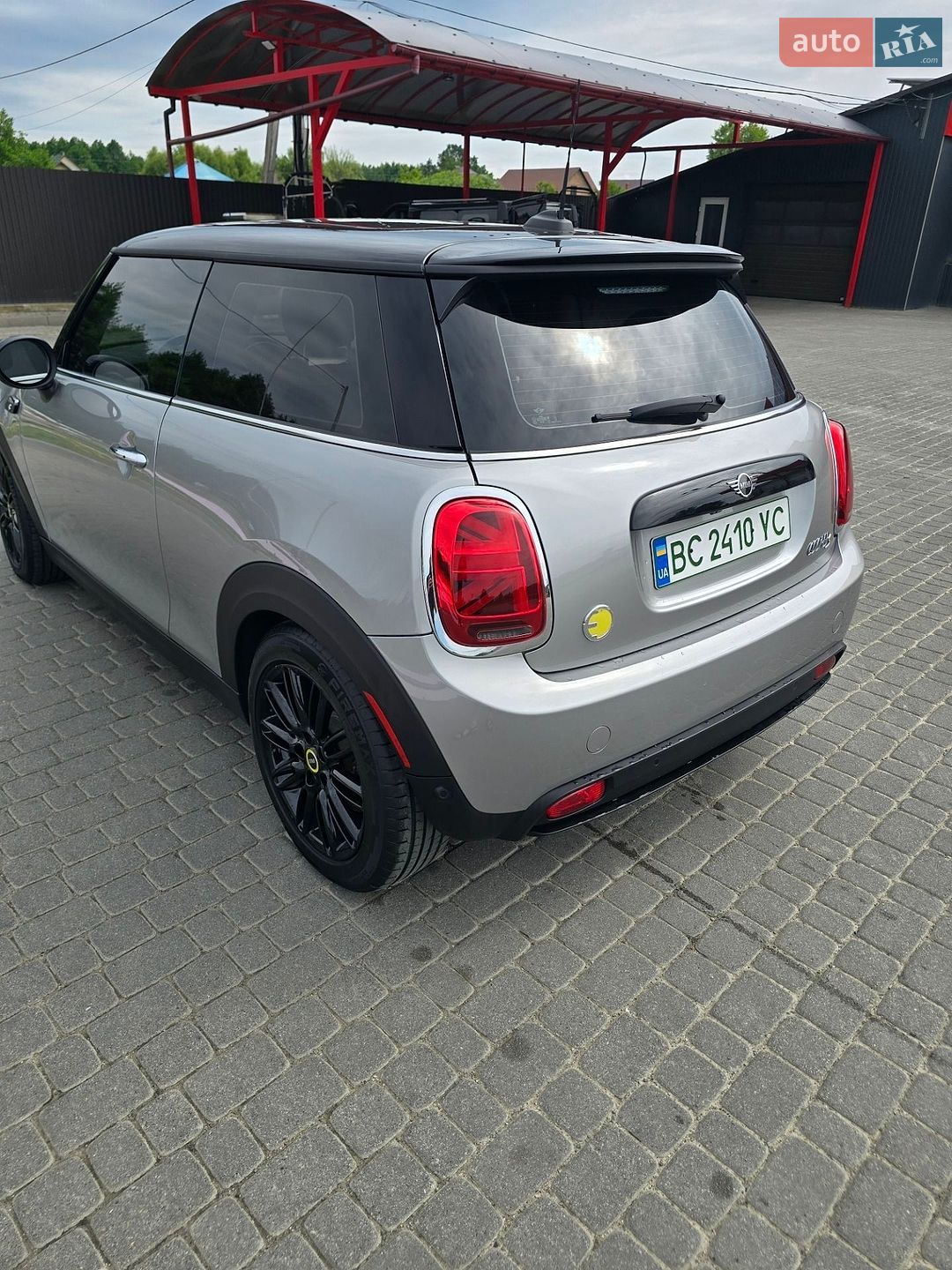 Mini Cooper 2023 VIN WMW13DJ09R2V40611 фото оголошення 15 з 25