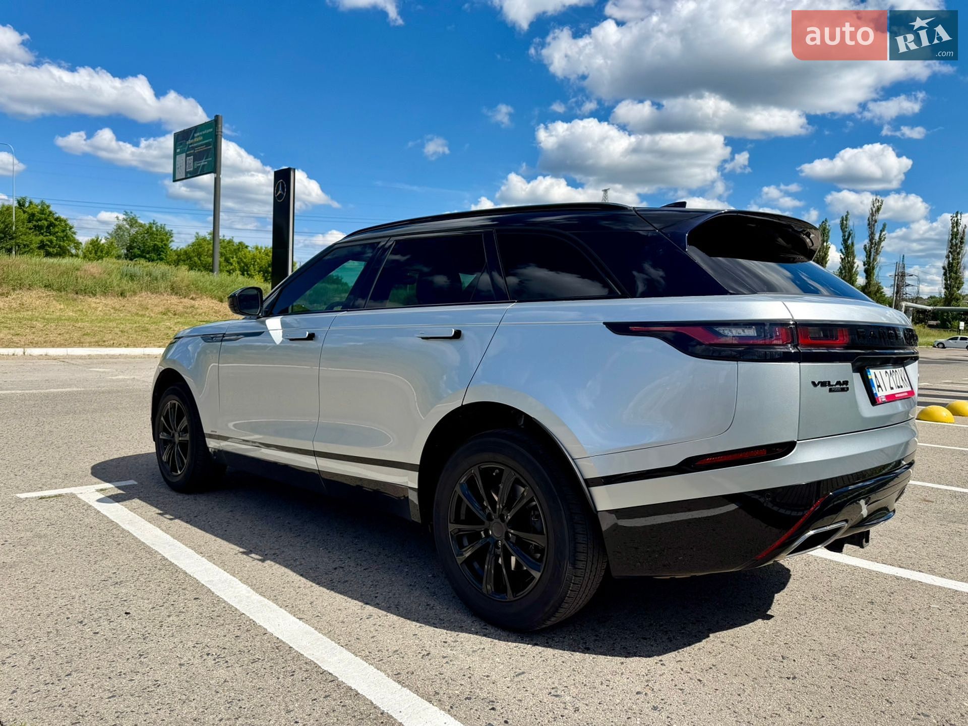 Land Rover Range Rover Velar 2019 VIN SALYK2FX6LA239203 фото оголошення 10 з 40