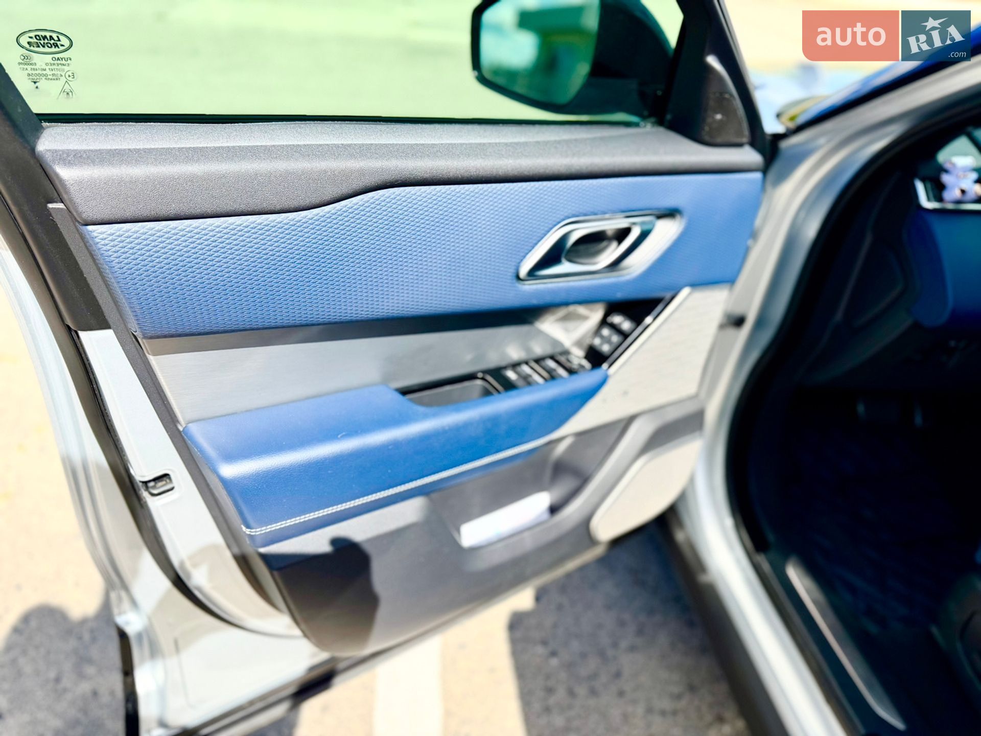 Land Rover Range Rover Velar 2019 VIN SALYK2FX6LA239203 фото оголошення 22 з 40