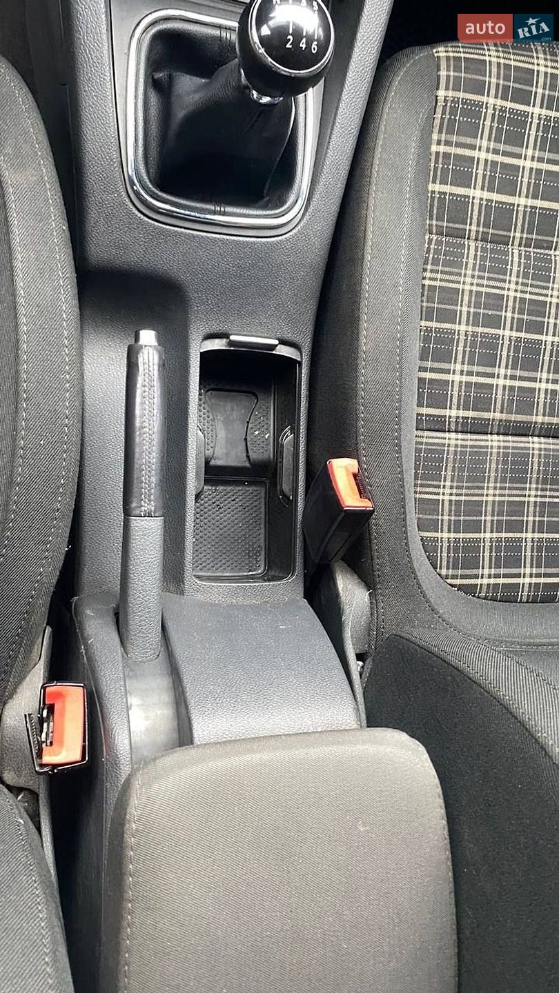 Volkswagen Golf 2005 VIN WVWZZZ1KZ6W001283 фото оголошення 8 з 11