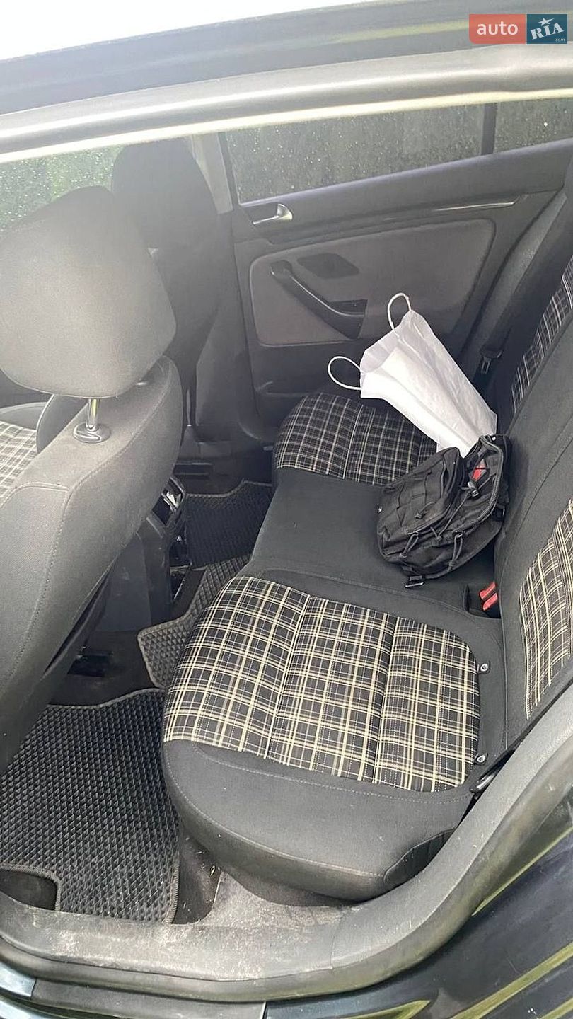 Volkswagen Golf 2005 VIN WVWZZZ1KZ6W001283 фото оголошення 7 з 11