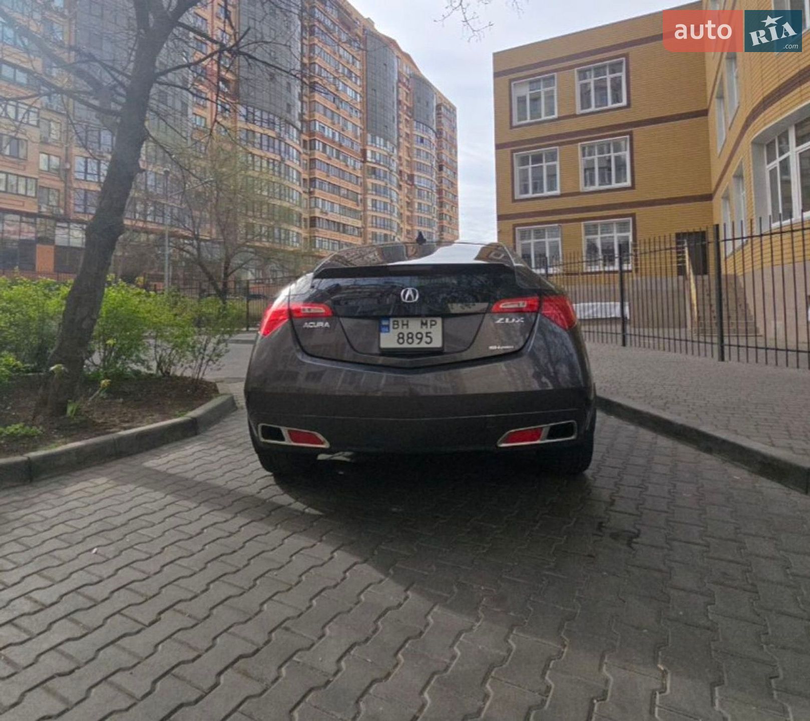 Acura ZDX 2010 VIN 2HNYB1H48AH501154 фото оголошення 2 з 46