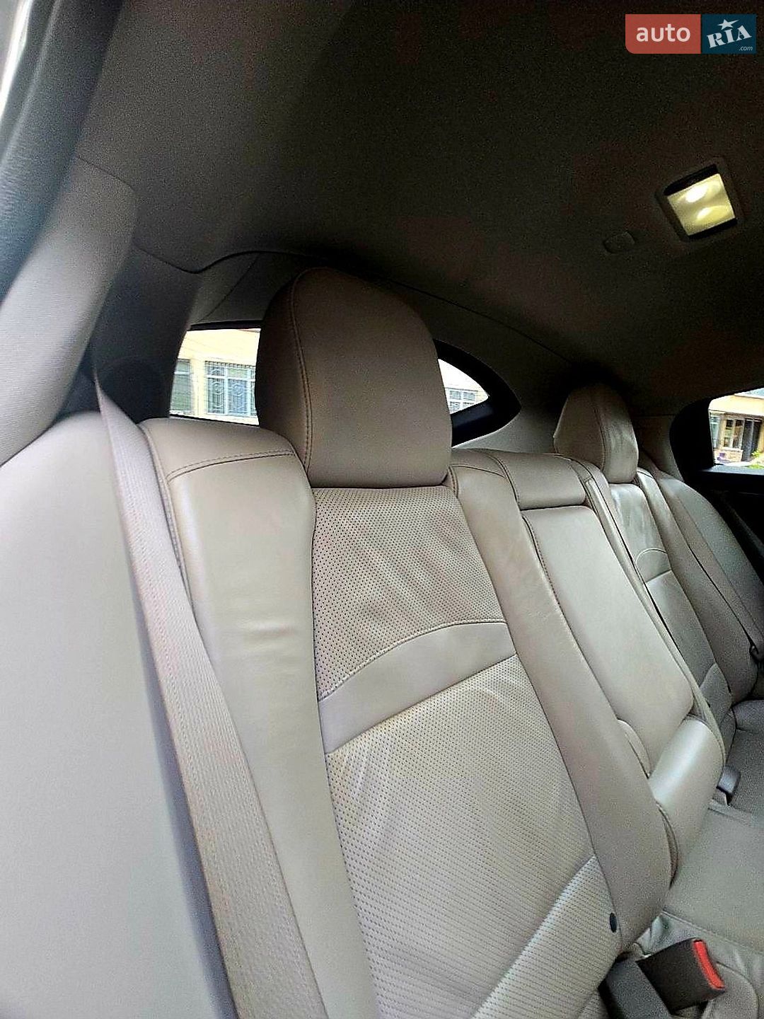 Acura ZDX 2010 VIN 2HNYB1H48AH501154 фото оголошення 21 з 46