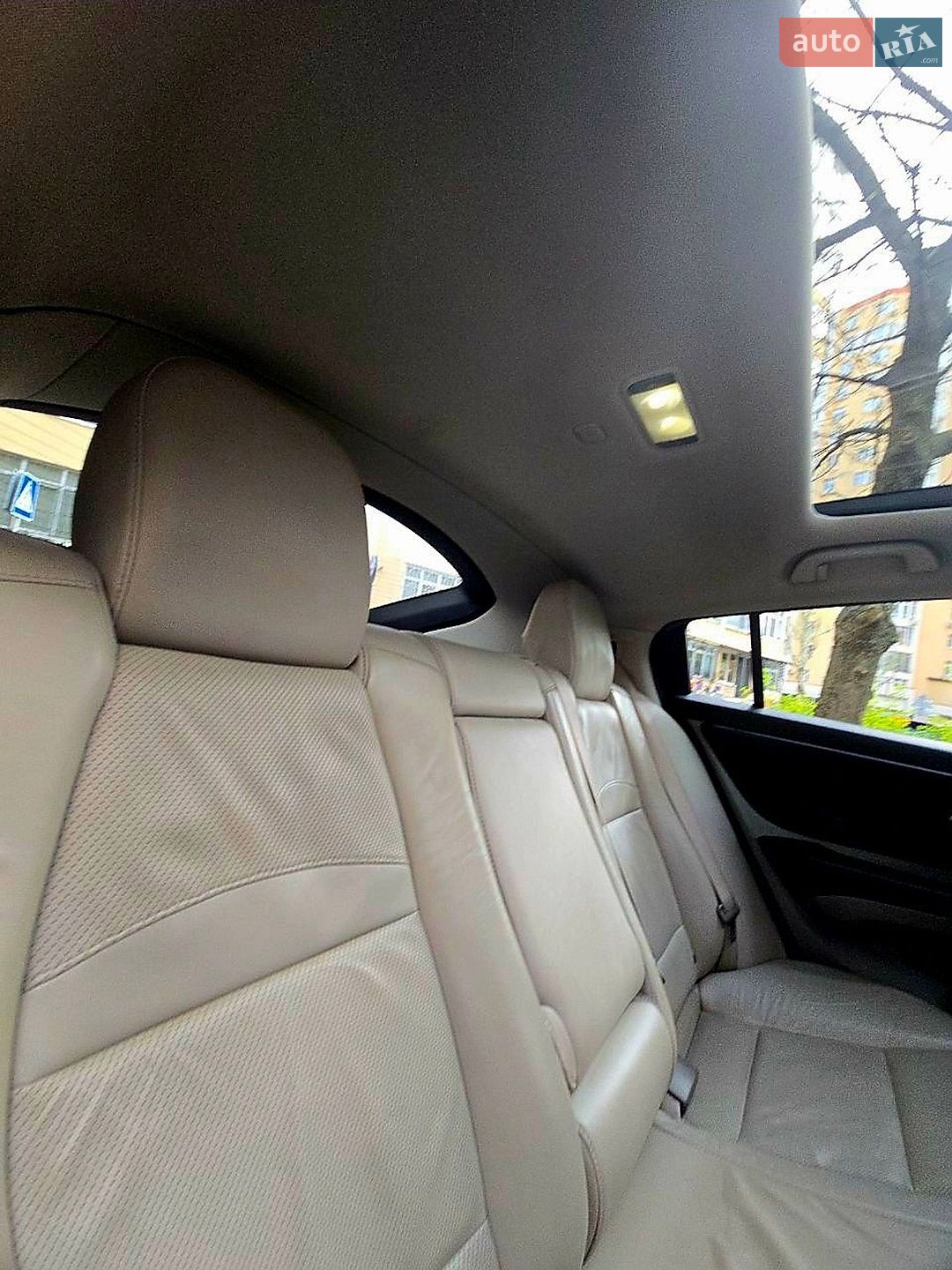 Acura ZDX 2010 VIN 2HNYB1H48AH501154 фото оголошення 27 з 46