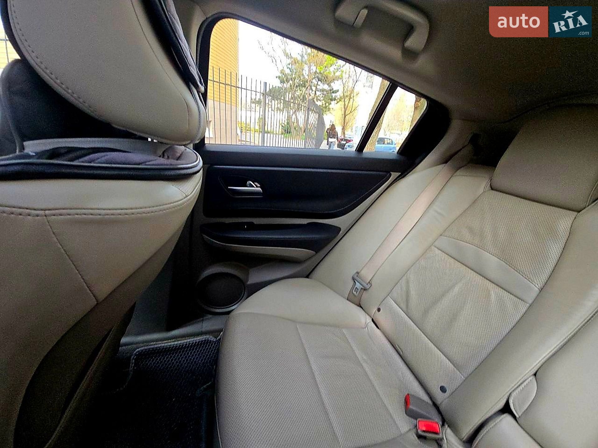 Acura ZDX 2010 VIN 2HNYB1H48AH501154 фото оголошення 35 з 46