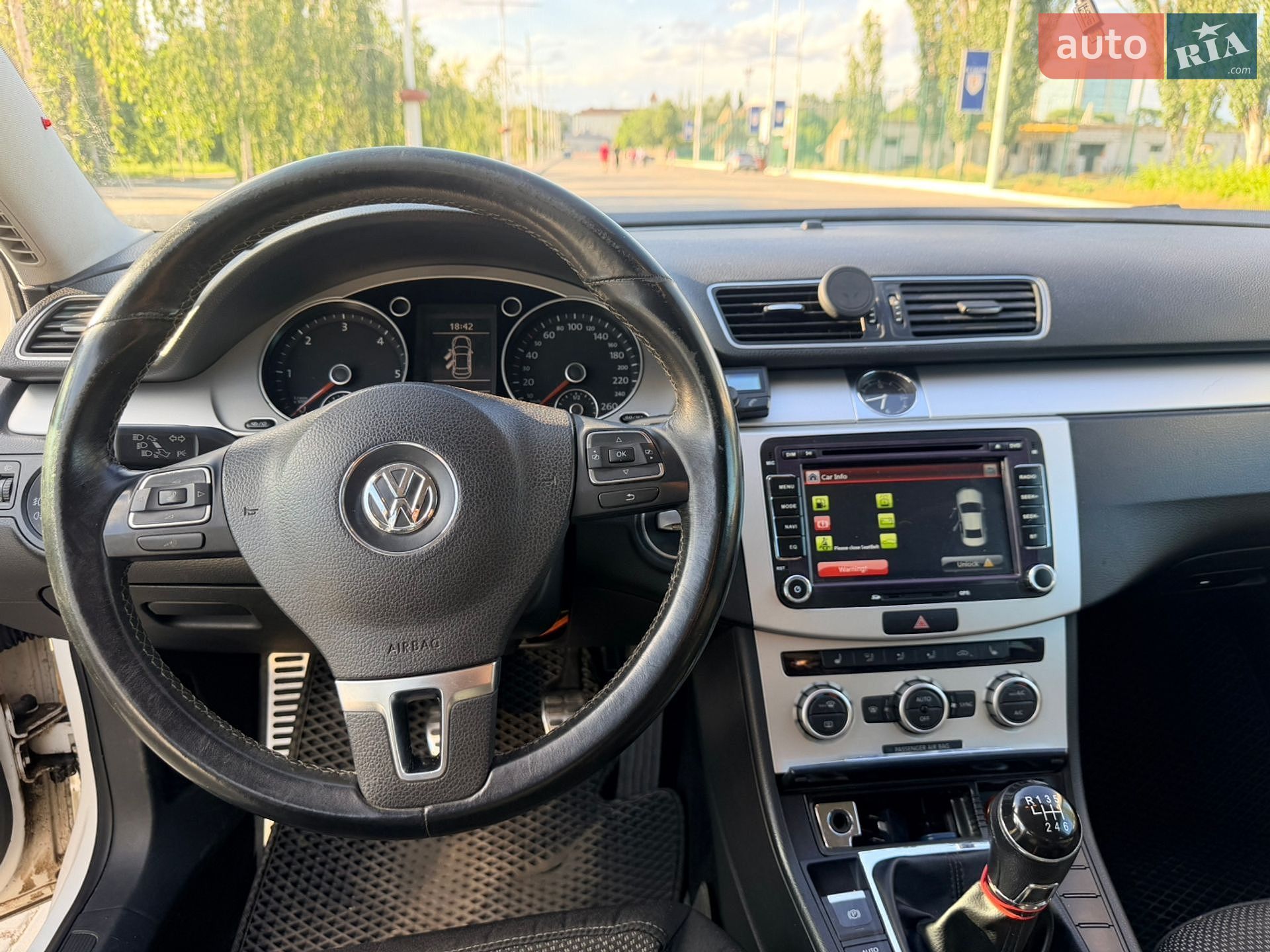 Volkswagen Passat 2013 VIN WVWZZZ3CZEP003911 фото оголошення 11 з 21