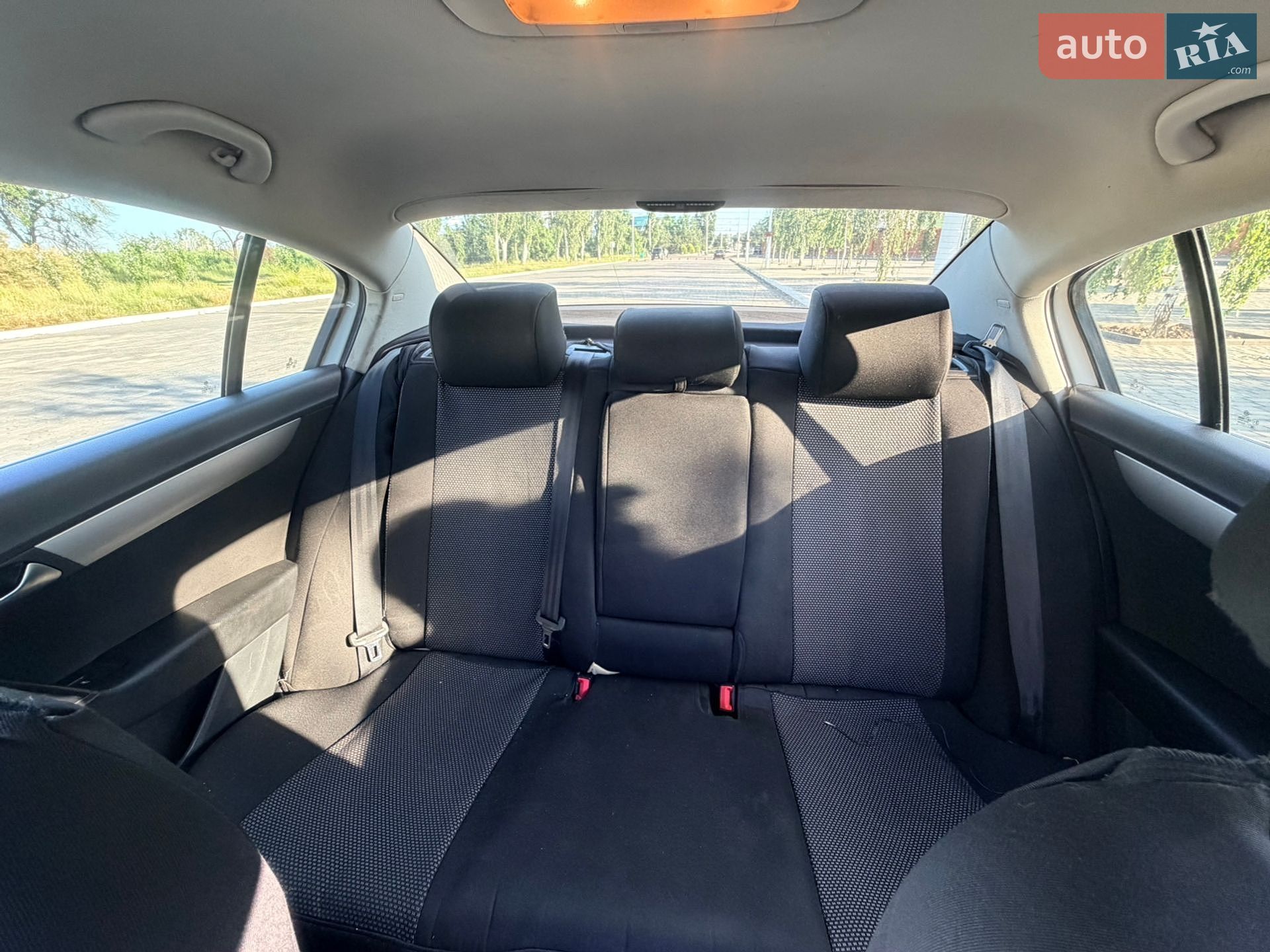Volkswagen Passat 2013 VIN WVWZZZ3CZEP003911 фото оголошення 14 з 21