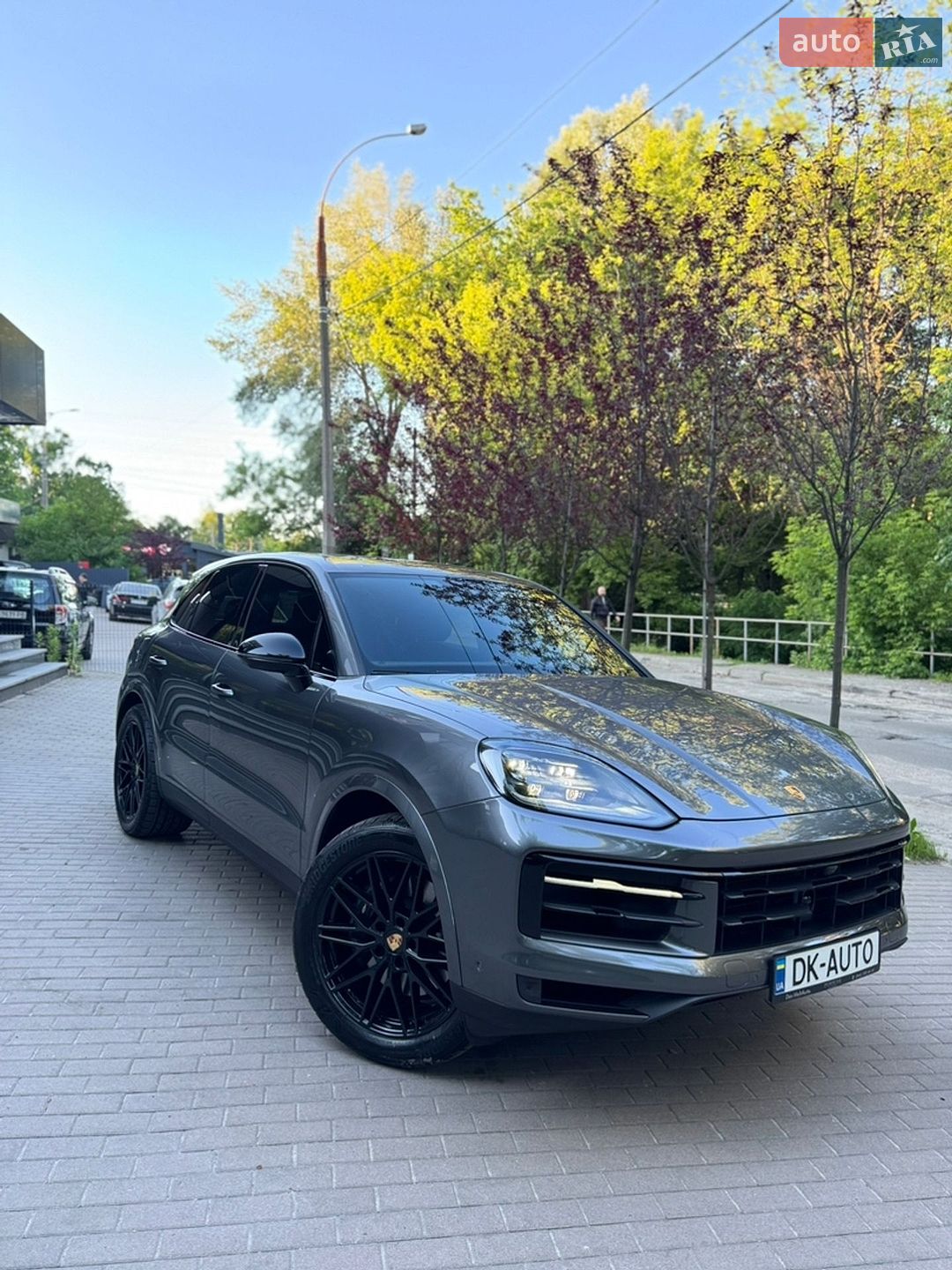 Porsche Cayenne 2024 VIN WP1AA2AY9RDA13612 фото оголошення 2 з 56