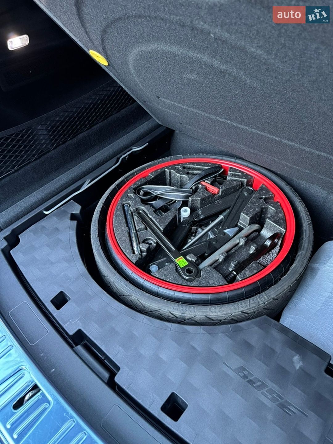 Porsche Cayenne 2024 VIN WP1AA2AY9RDA13612 фото оголошення 28 з 56
