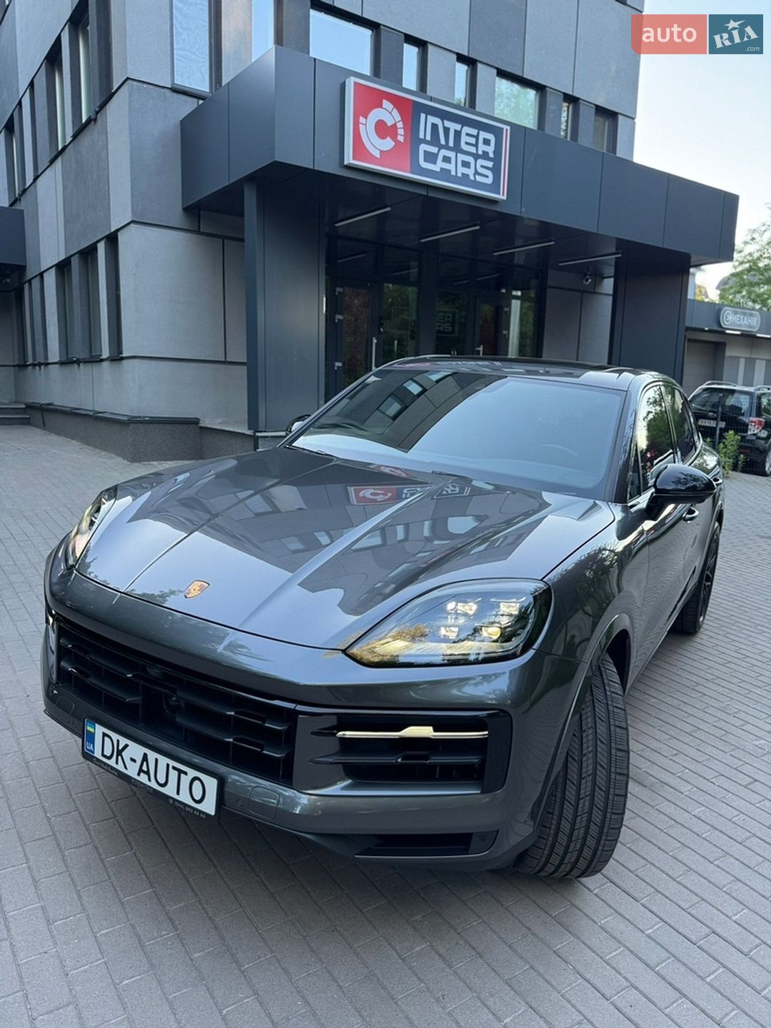 Porsche Cayenne 2024 VIN WP1AA2AY9RDA13612 фото оголошення 53 з 56