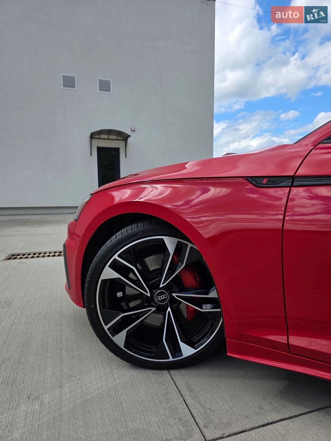 Audi S5 Sportback 2023 VIN WAUC4CF56RA030212 фото оголошення 2 з 74