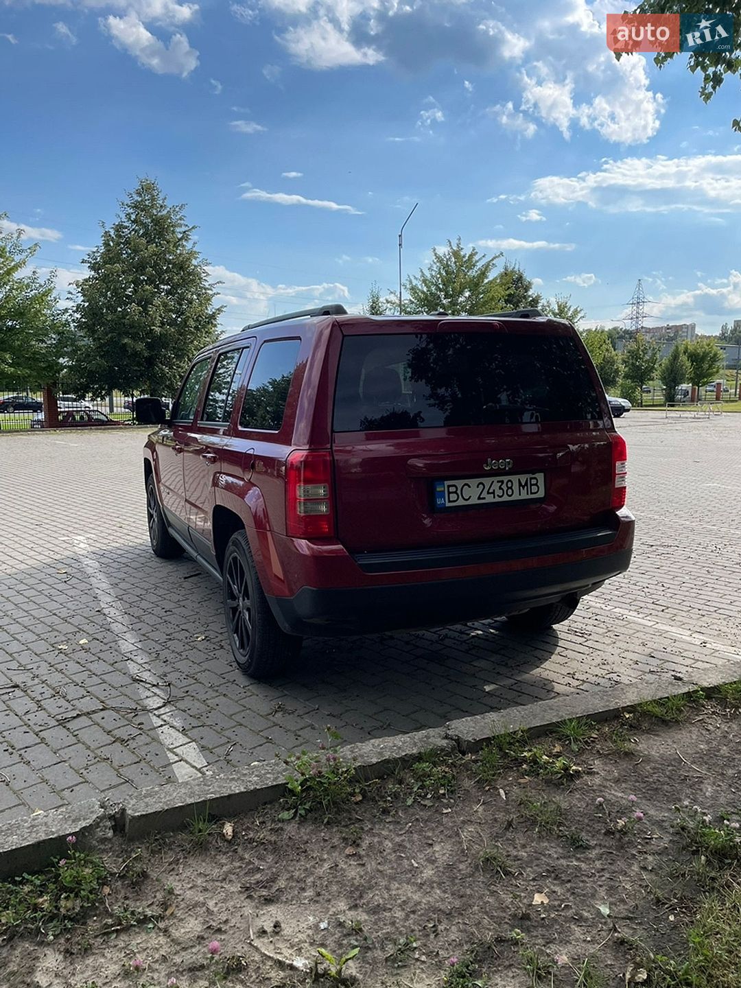 Jeep Patriot 2016 VIN 1C4NJPBAXGD811583 фото оголошення 2 з 14