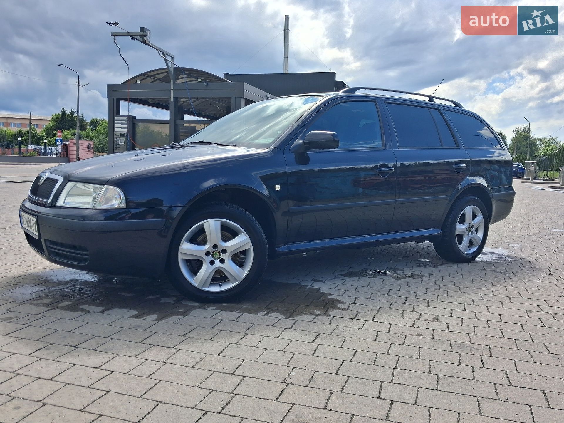 Skoda Octavia 2005 VIN TMBKL21U068832042 фото оголошення 11 з 13