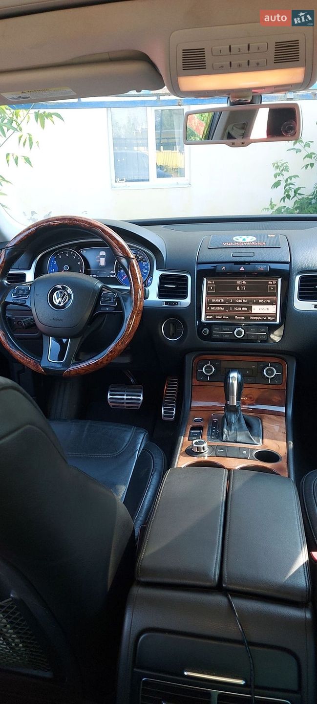 Volkswagen Touareg 2011 VIN WVGFG9BP1BD006126 фото оголошення 16 з 17