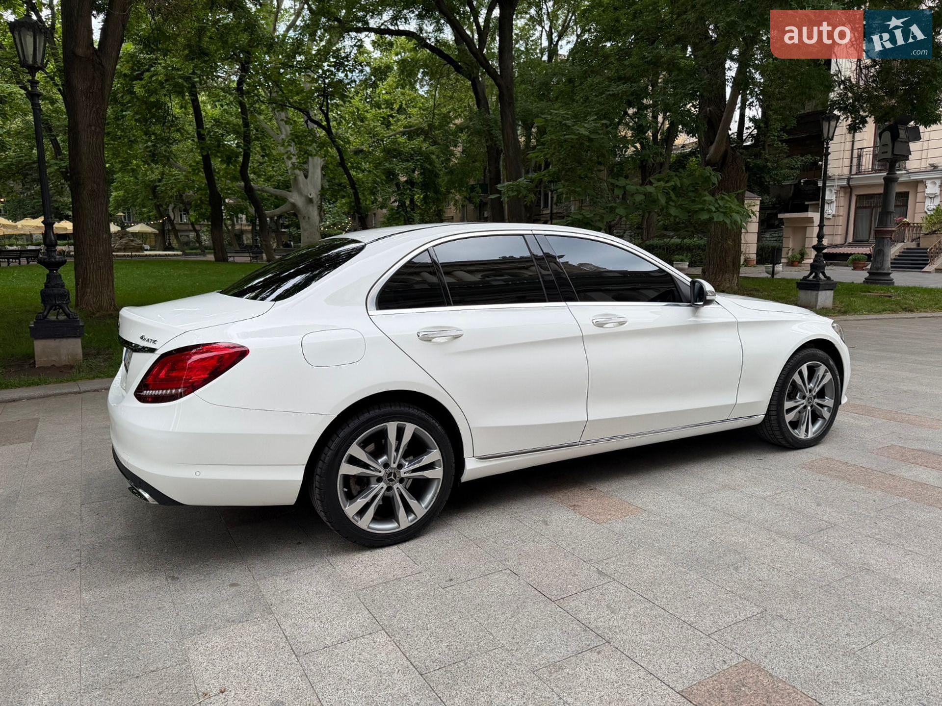 Mercedes-Benz C-Class 2020 VIN W1KWF1FB1LR580288 фото оголошення 9 з 23