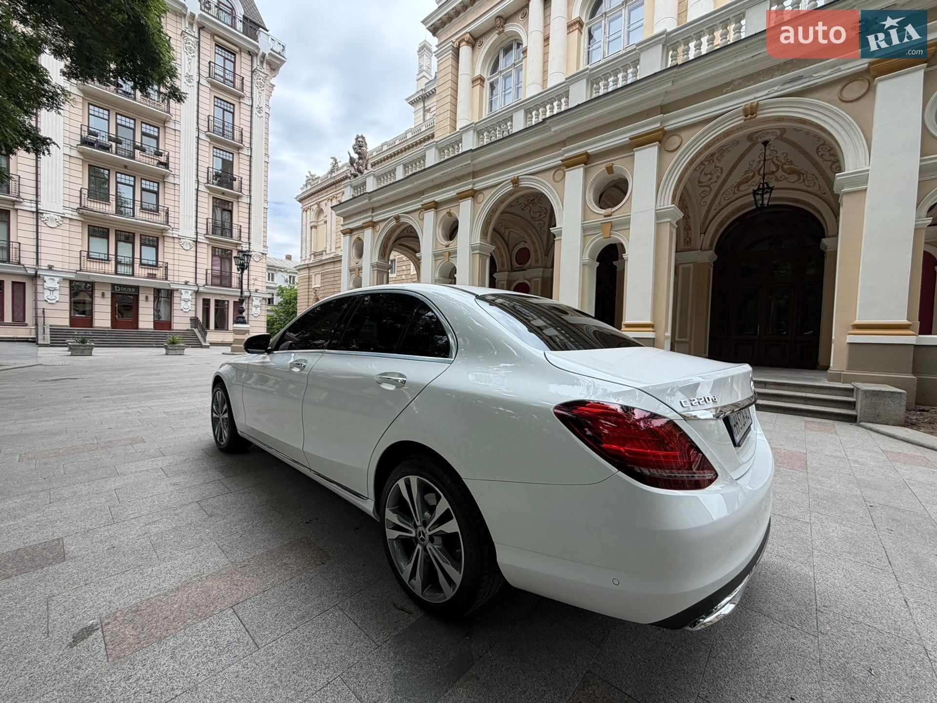 Mercedes-Benz C-Class 2020 VIN W1KWF1FB1LR580288 фото оголошення 16 з 23