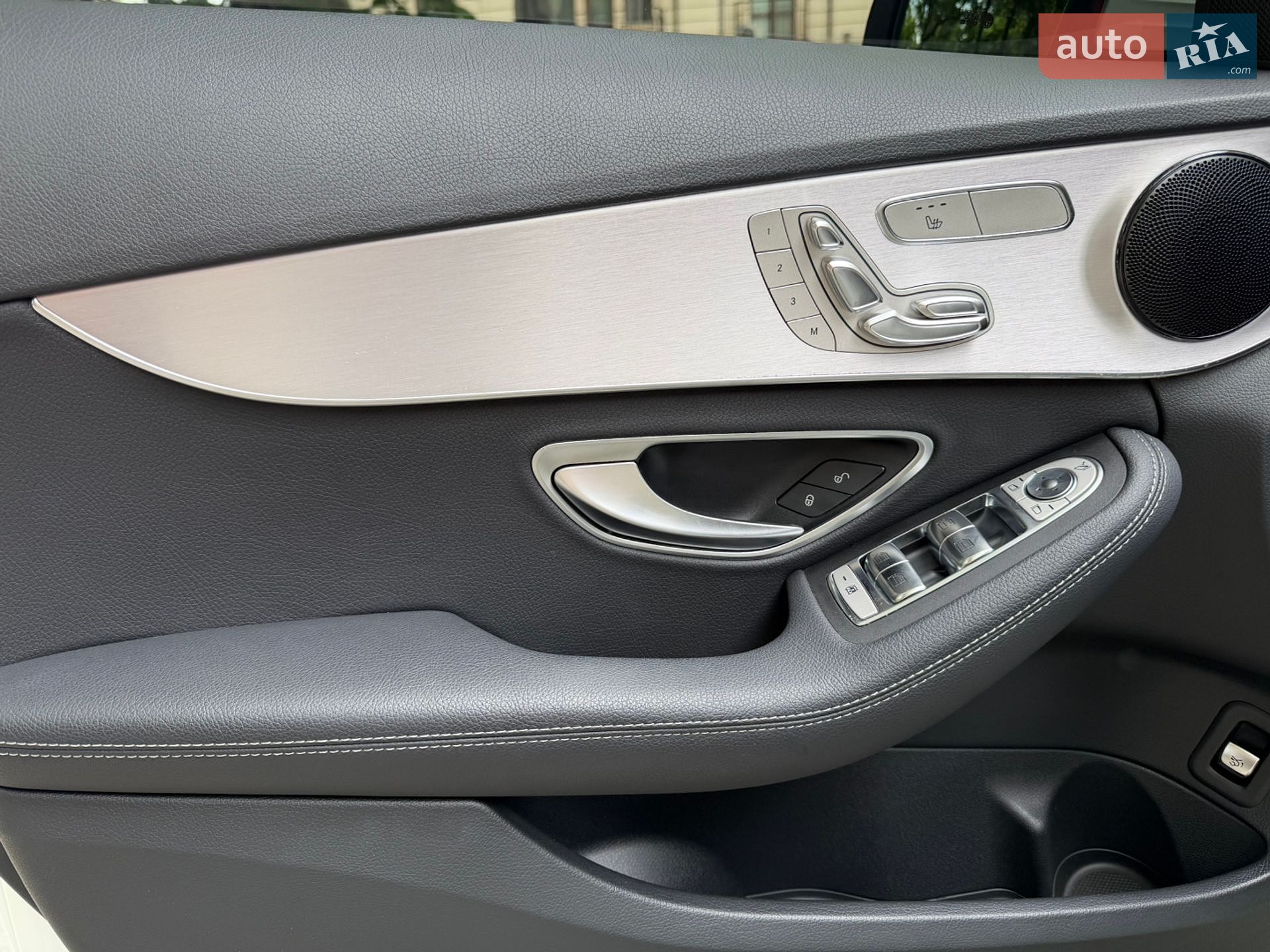 Mercedes-Benz C-Class 2020 VIN W1KWF1FB1LR580288 фото оголошення 21 з 23