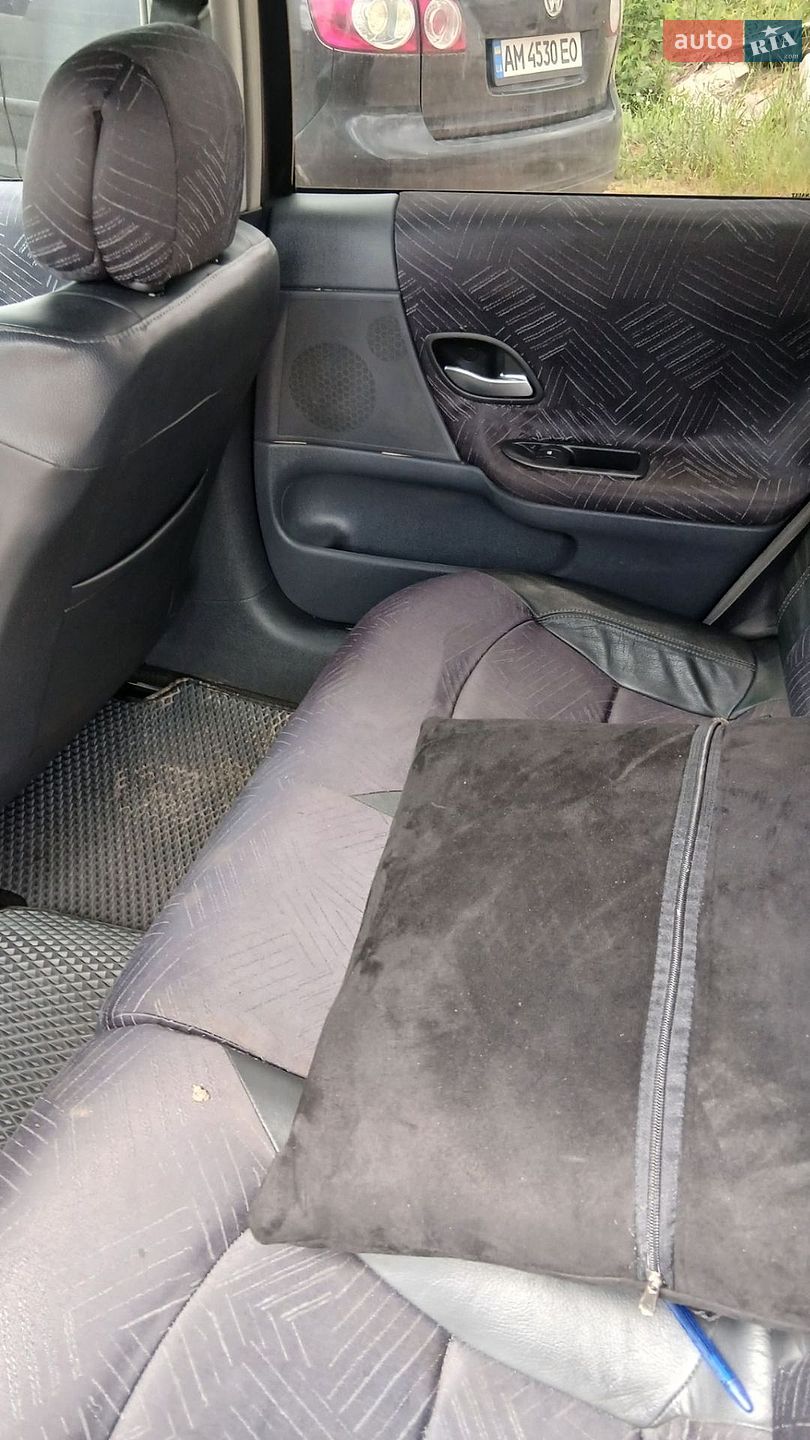 Renault Laguna 2002 VIN VF1KG0J0A27036786 фото оголошення 3 з 4