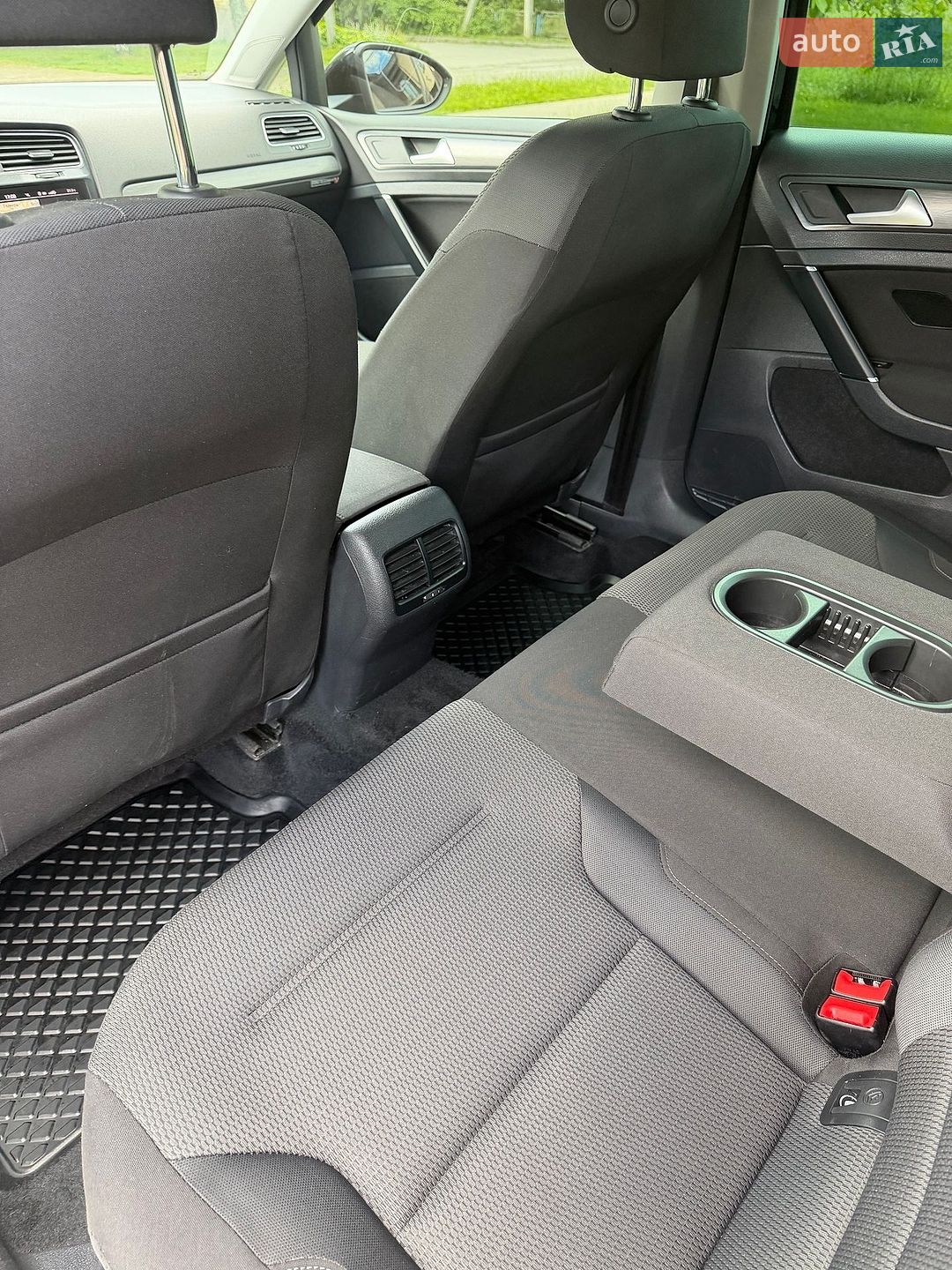 Volkswagen e-Golf 2017 VIN WVWZZZAUZJ8902227 фото оголошення 36 з 59