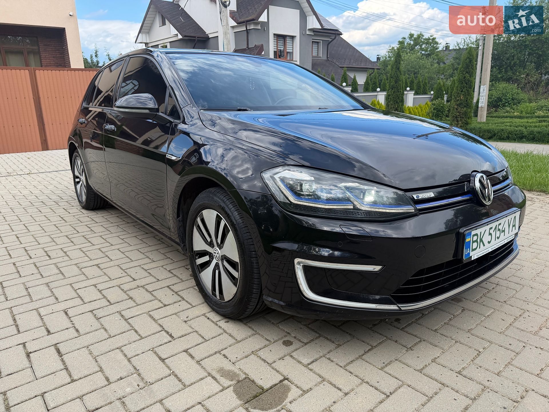 Volkswagen e-Golf 2017 VIN WVWZZZAUZJ8902227 фото оголошення 44 з 59