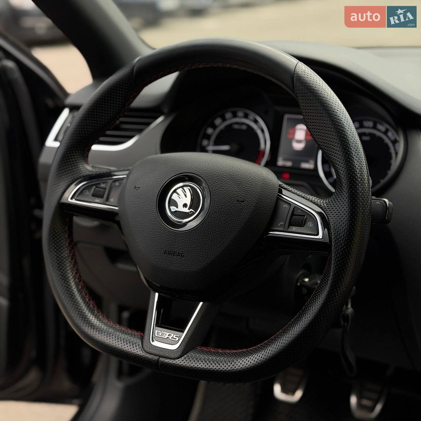 Skoda Octavia 2015 VIN TMBAK7NE5G0025255 фото оголошення 8 з 22